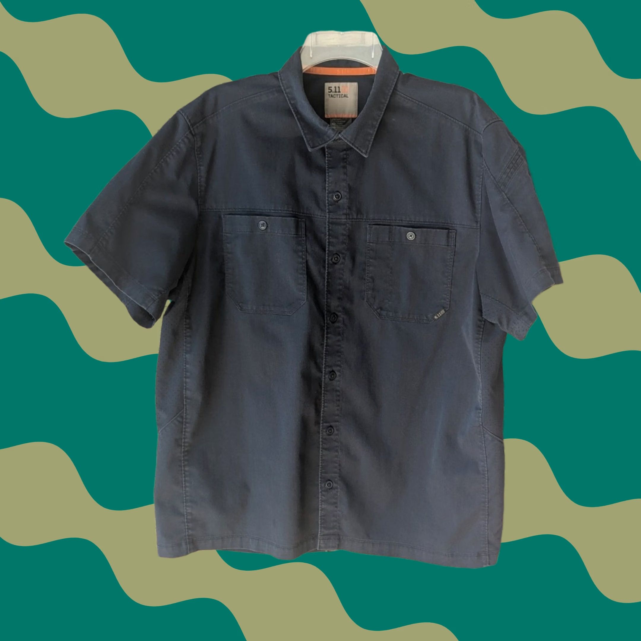 Vintage 5.11 Tactical Button-Up Shirt Navy Blue Short Sleeve Pockets Workwear Moisture Wicking Outdoor Rugged Button-Up Mens L Blue Size L / US 10 / IT 46 - 1 Thumbnail