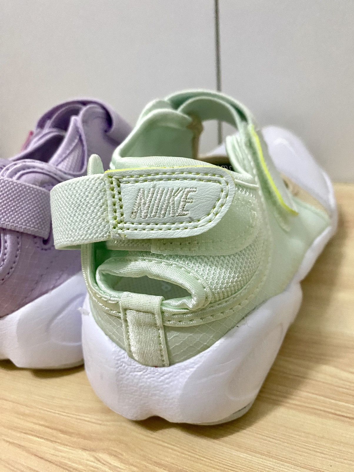 Nike Nike Air Rift Breath Aqua Tabi Women sandals Size US 7 / IT 37 - 7 Thumbnail