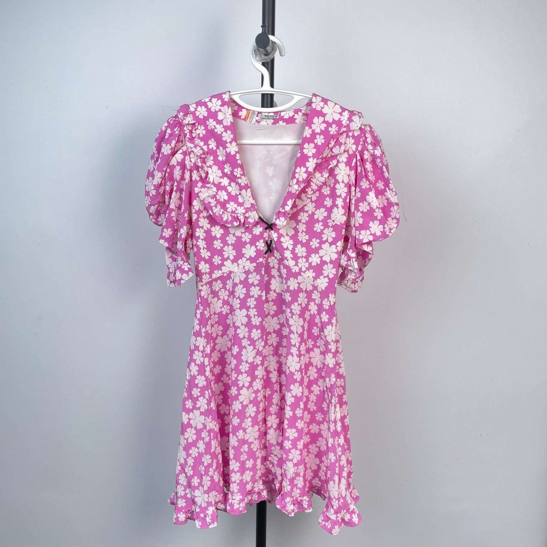 Miu Miu MiuMiu Pink Floral Silk Dress Size S / US 4 / IT 40 - 1 Thumbnail
