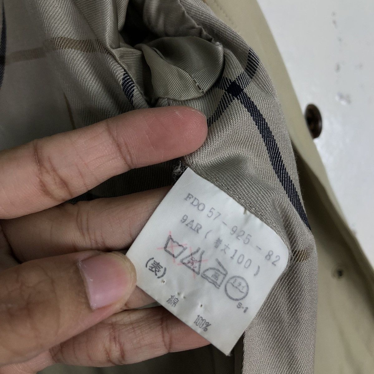 Burberry 🔥Vintage Burberrys Long Jacket Bondage Nova Check Design Size US M / EU 48-50 / 2 - 18 Thumbnail