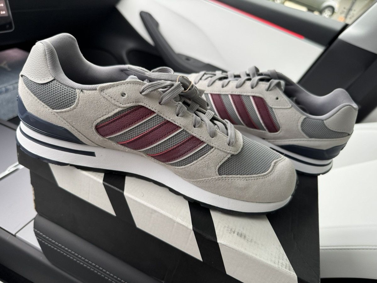 Adidas Adidas Run 80s Size US 10.5 / EU 43-44 - 2 Thumbnail