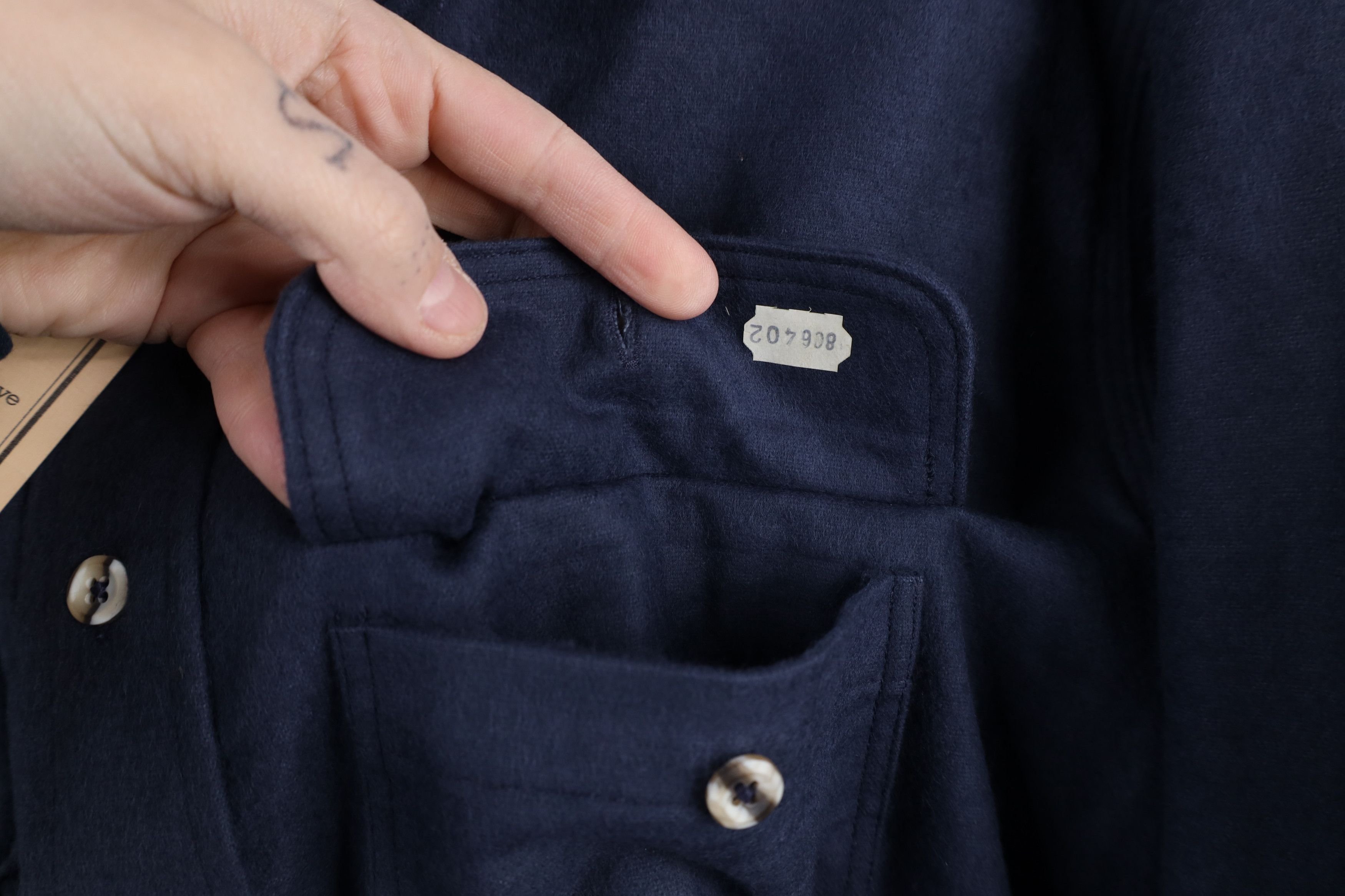 Carhartt × Vintage Deadstock Vintage 90s Carhartt Chamois Cloth Button Shirt Size US XXL / EU 58 / 5 - 7 Thumbnail