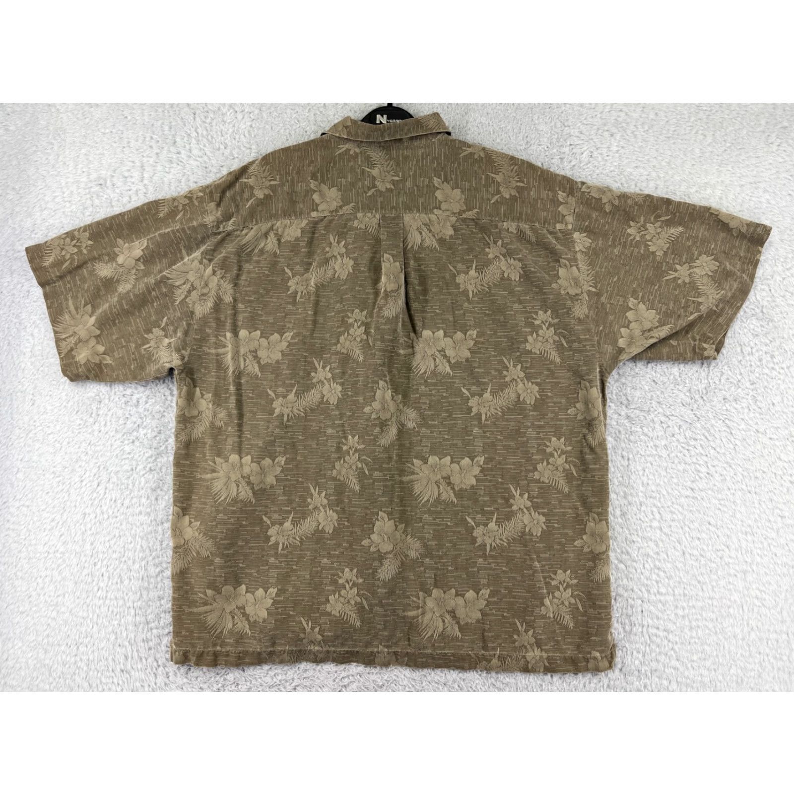 Tommy Bahama VINTAGE Tommy Bahama Shirt Mens Extra Large Beige Floral Hawaiian Button Up Silk Camp Size US XL / EU 56 / 4 - 2 Thumbnail