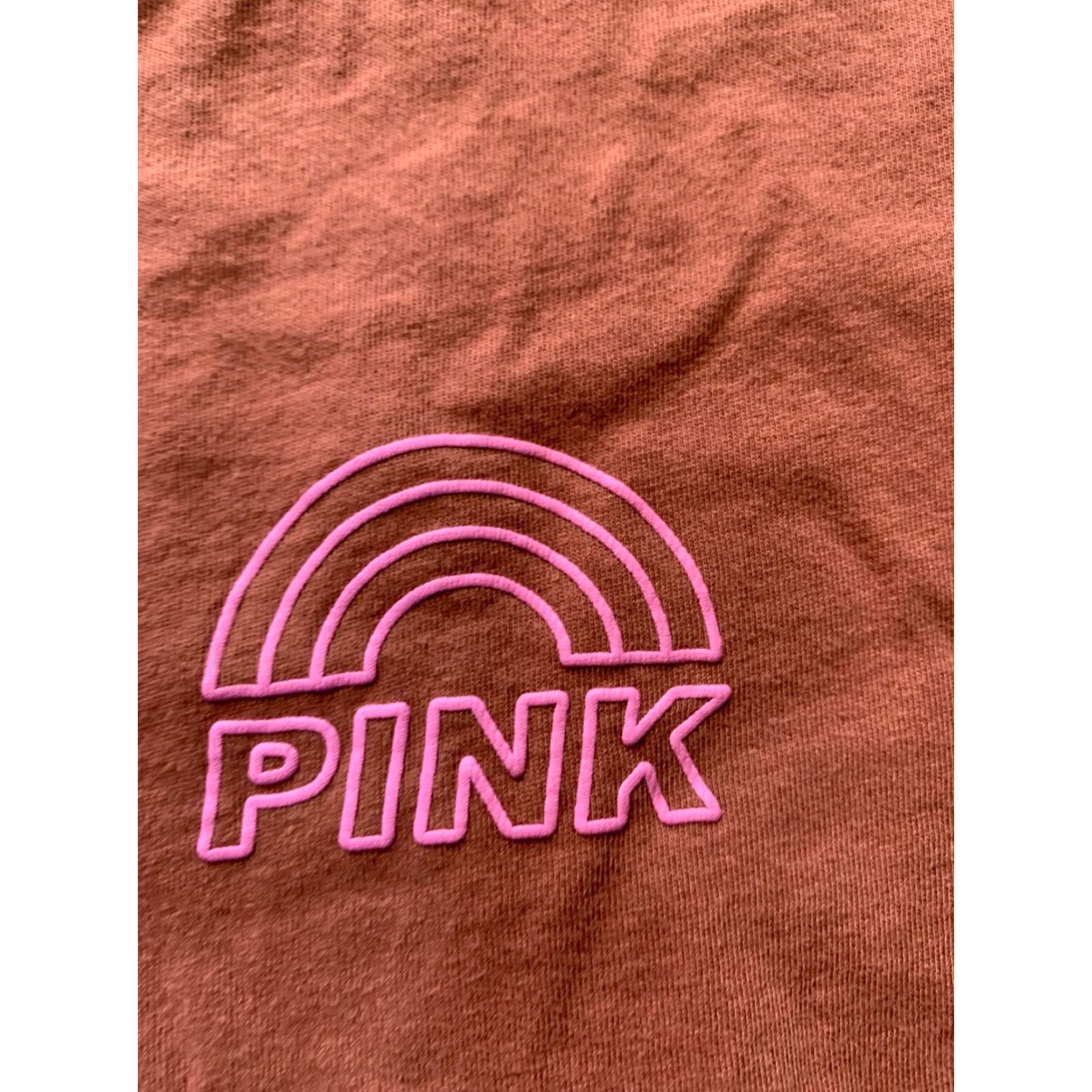 Victoria's Secret Victoria's Secret Shirt Womens M Rainbow Graphic Long Sleeve Colorful Logo Size M / US 6-8 / IT 42-44 - 3 Thumbnail