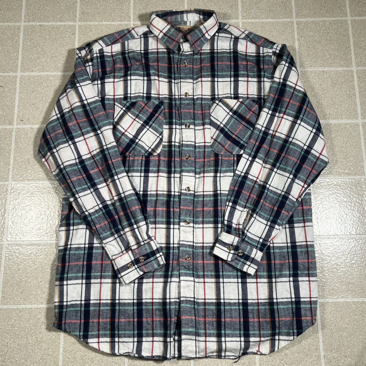 Big Mac Vtg BIG MAC Plaid Flannel Shirt Men XLT Button Down Workwear Size US XL / EU 56 / 4 - 1 Thumbnail