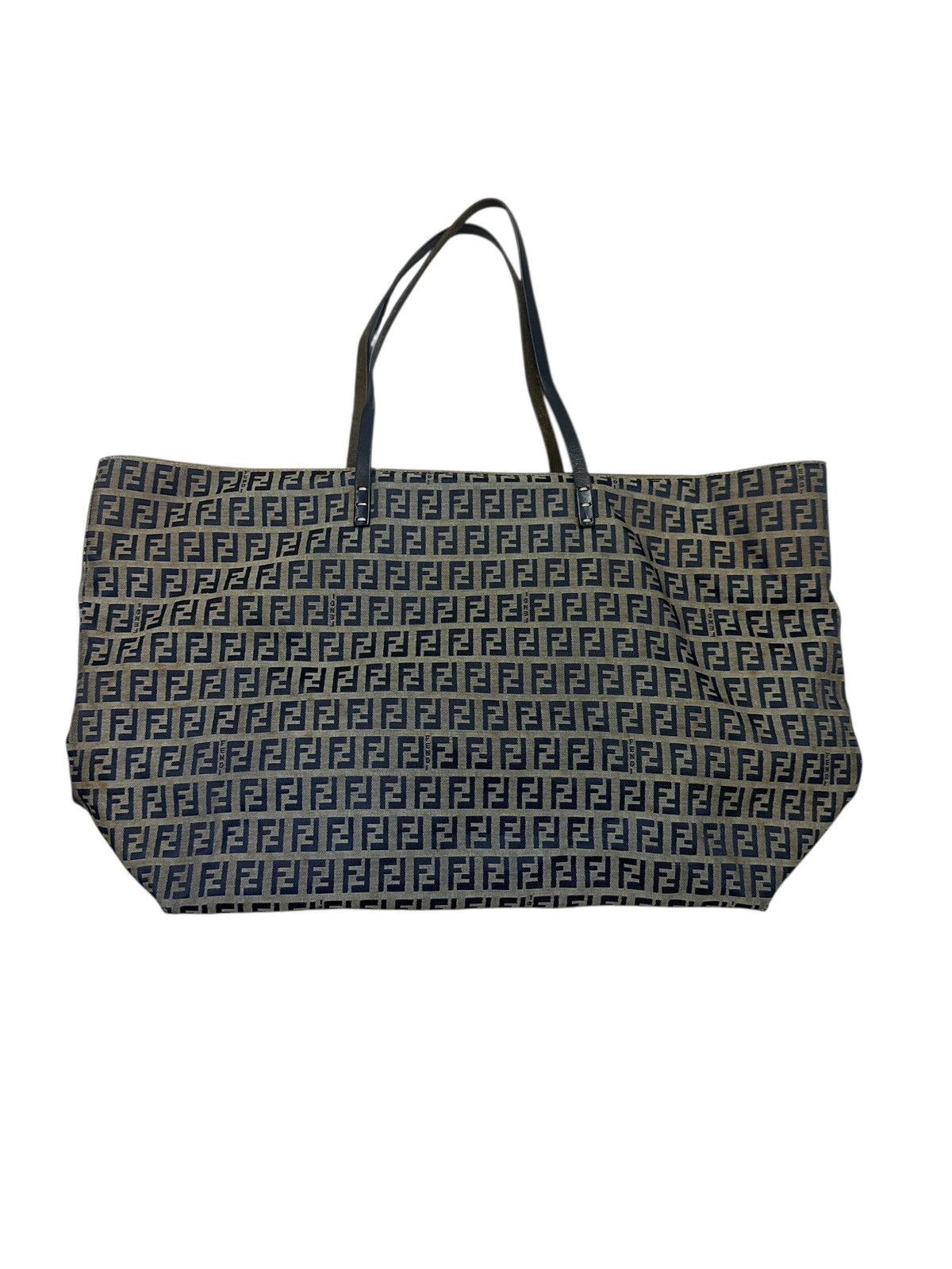 VINTAGE FENDI FULL MONOGRAM TOTE BAG
