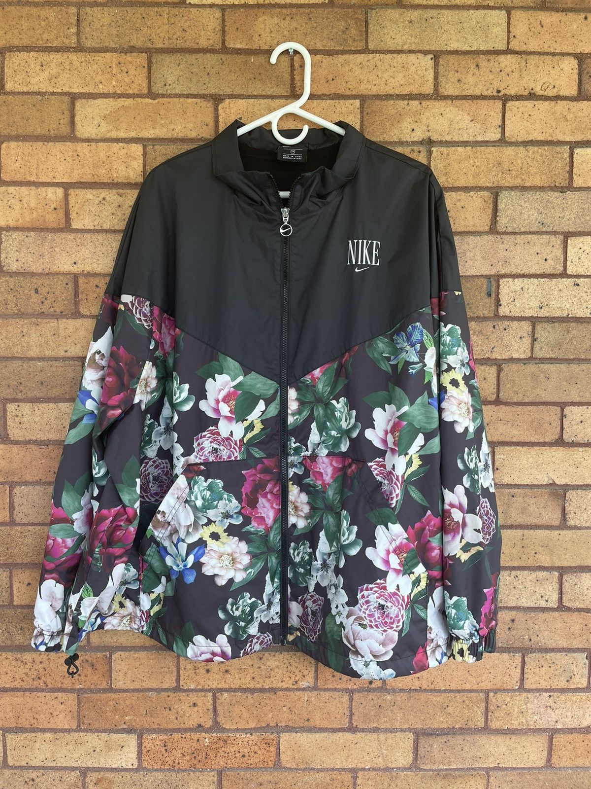 fluorescent jacket nike