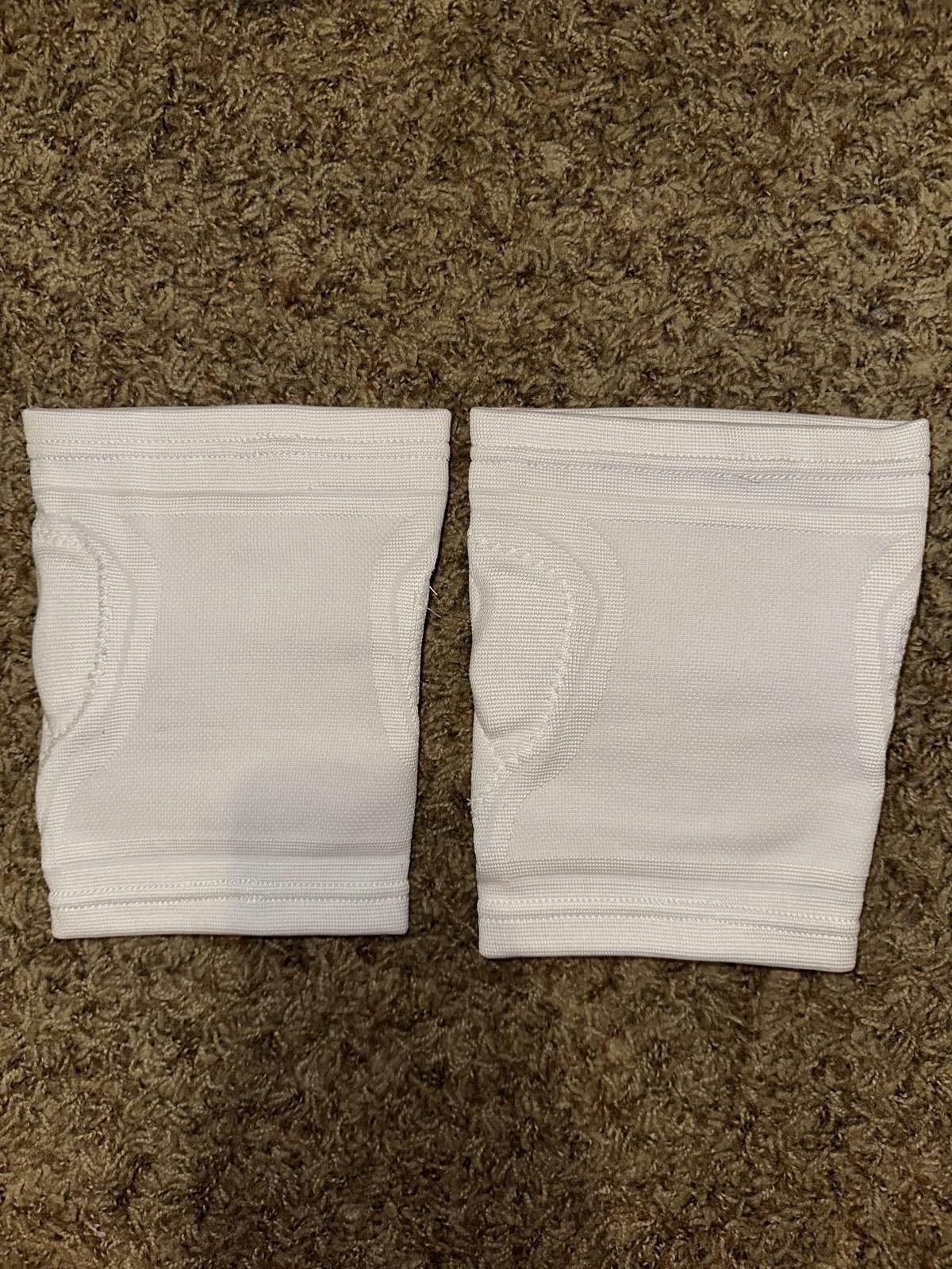 Nike Nike Varsity White Knee Pad XS/Small Size ONE SIZE - 3 Thumbnail