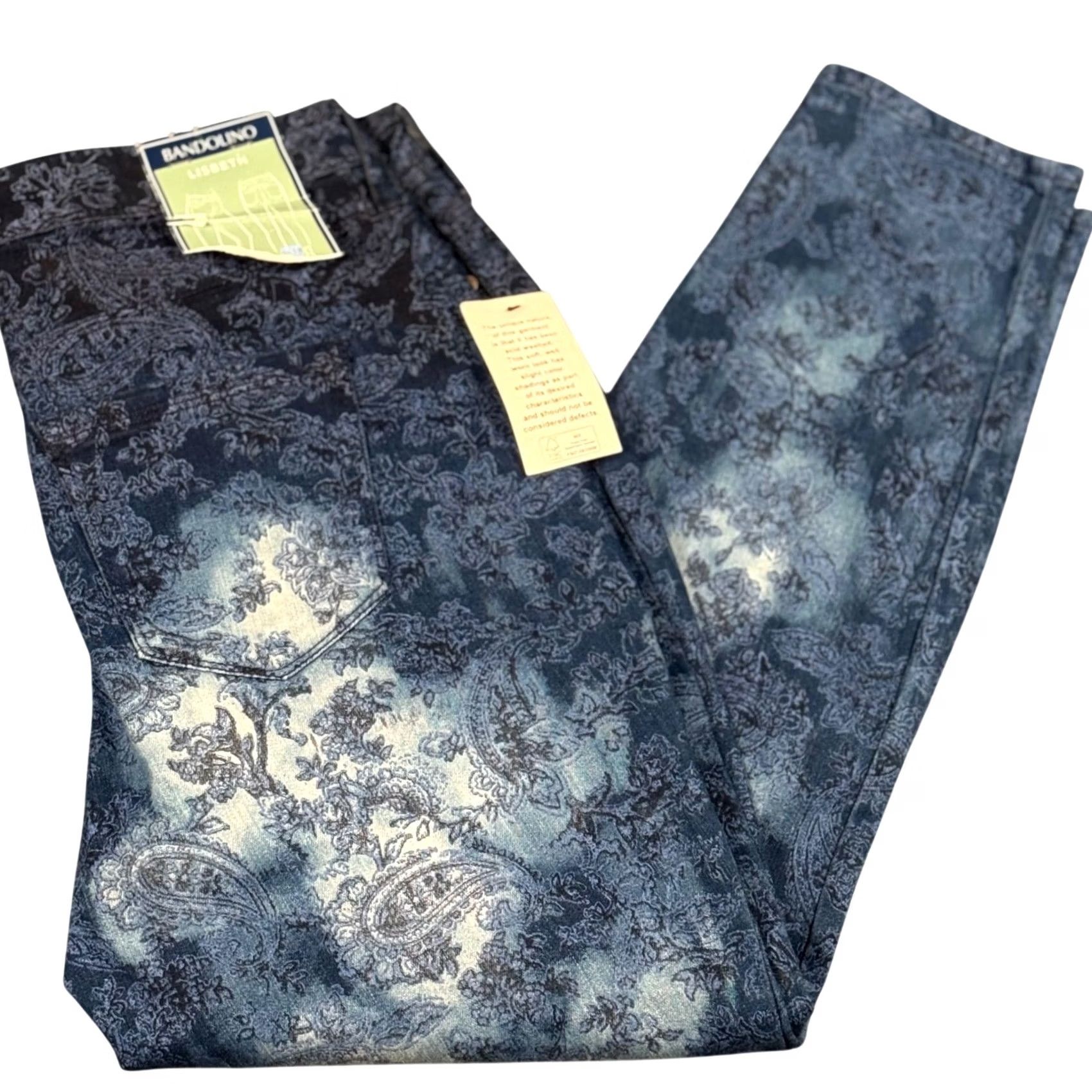 Vintage Bandolino Lisbeth Curvy Skinny Crop Jeans Paisley Print Jeans Blue Women 6 Slim Pocket Button Zip Mid Rise Denim 5-Pocket Design Fabric Wash Medium Size 28" / US 6 / IT 42 - 2 Thumbnail