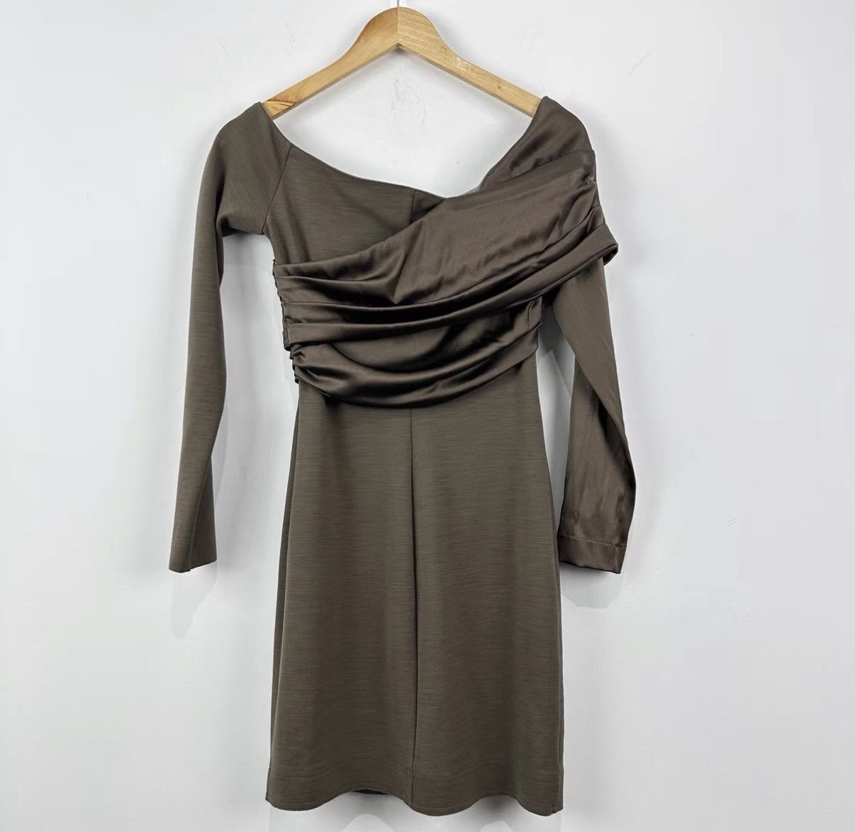 Fendi Fendi Ruched Dress J42 Size S / US 4 / IT 40 - 2 Thumbnail