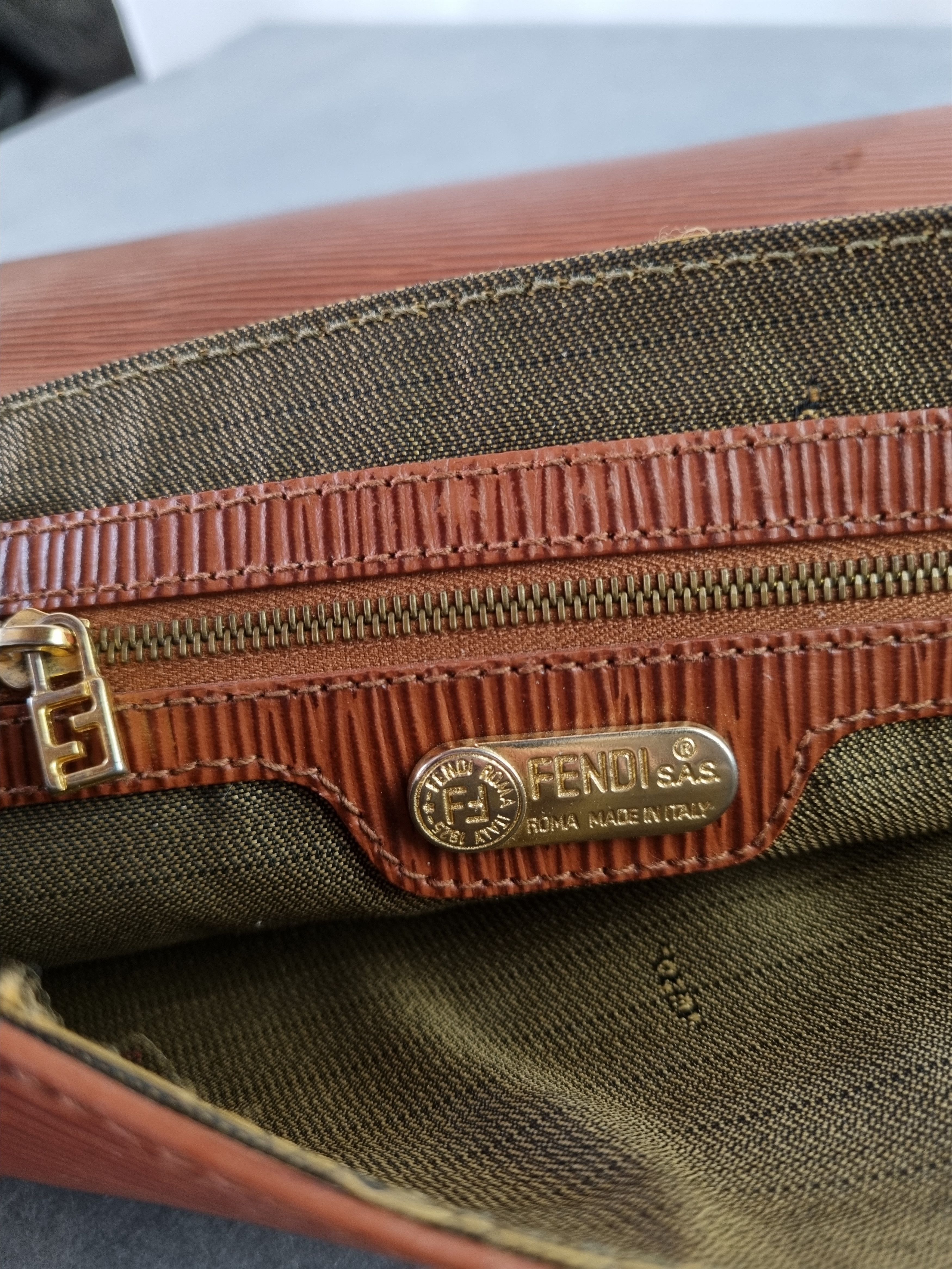 Fendi Vintage FENDI Brown Epi Leather Messenger Crossbody Bag Size ONE SIZE - 18 Thumbnail