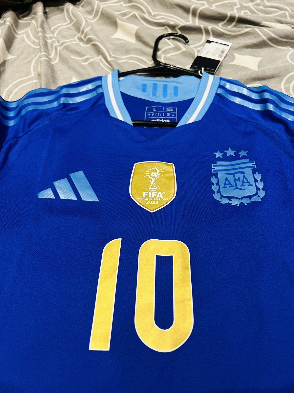 Adidas Messi Argentina 2024 Away Player Jersey BNWT Size US L / EU 52-54 / 3 - 10 Thumbnail