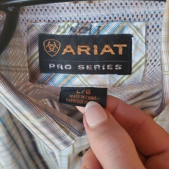 Ariat Ariat Pro Series Embroidered Front & Back Long Slv Button Do Size US L / EU 52-54 / 3 - 4 Thumbnail