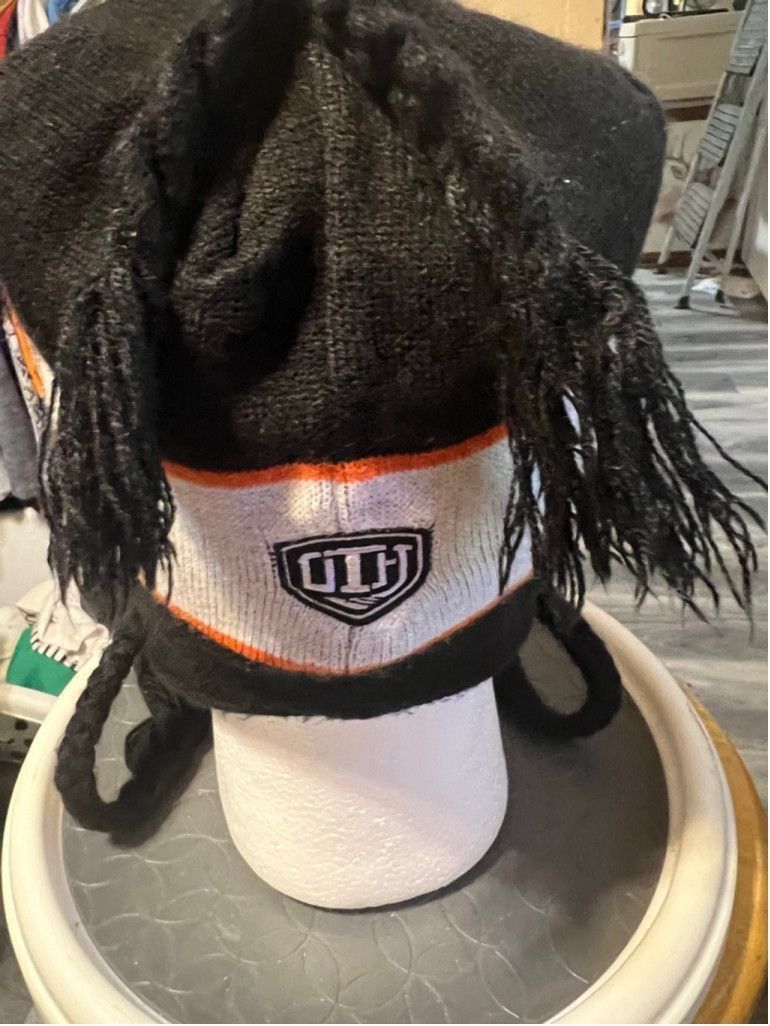 Other Men's Old Time Hockey Philadelphia Flyers Beanie Size ONE SIZE - 3 Thumbnail