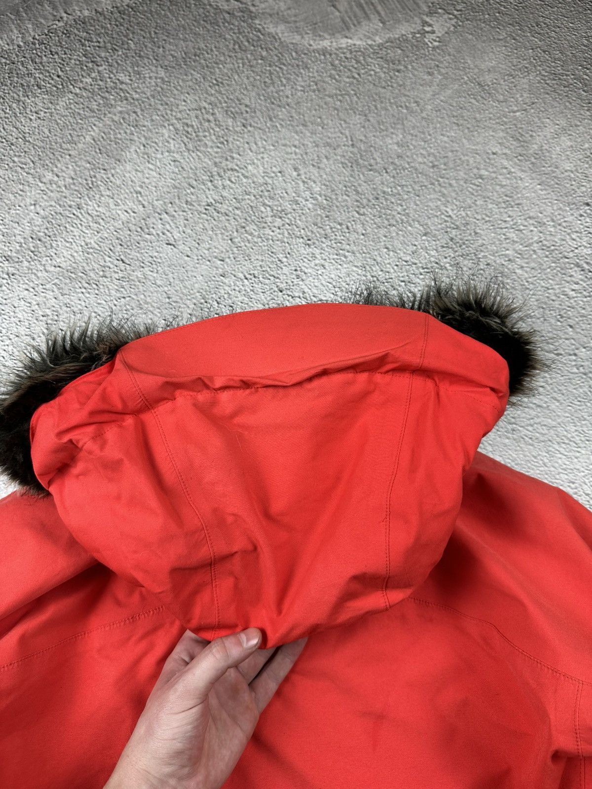 Nike ACG Vintage Nike ACG Jacket Gore-Tex Rain Coat Fur Fuzzy Outdoor Size US M / EU 48-50 / 2 - 22 Thumbnail