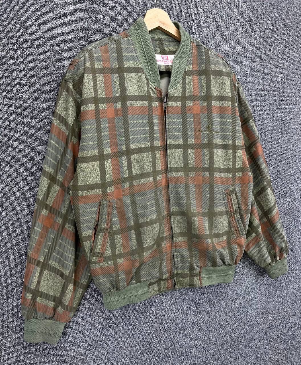 Balenciaga Vintage 90s Balenciaga Paris Checkered Shadow Plaids Jacket Size US L / EU 52-54 / 3 - 2 Thumbnail