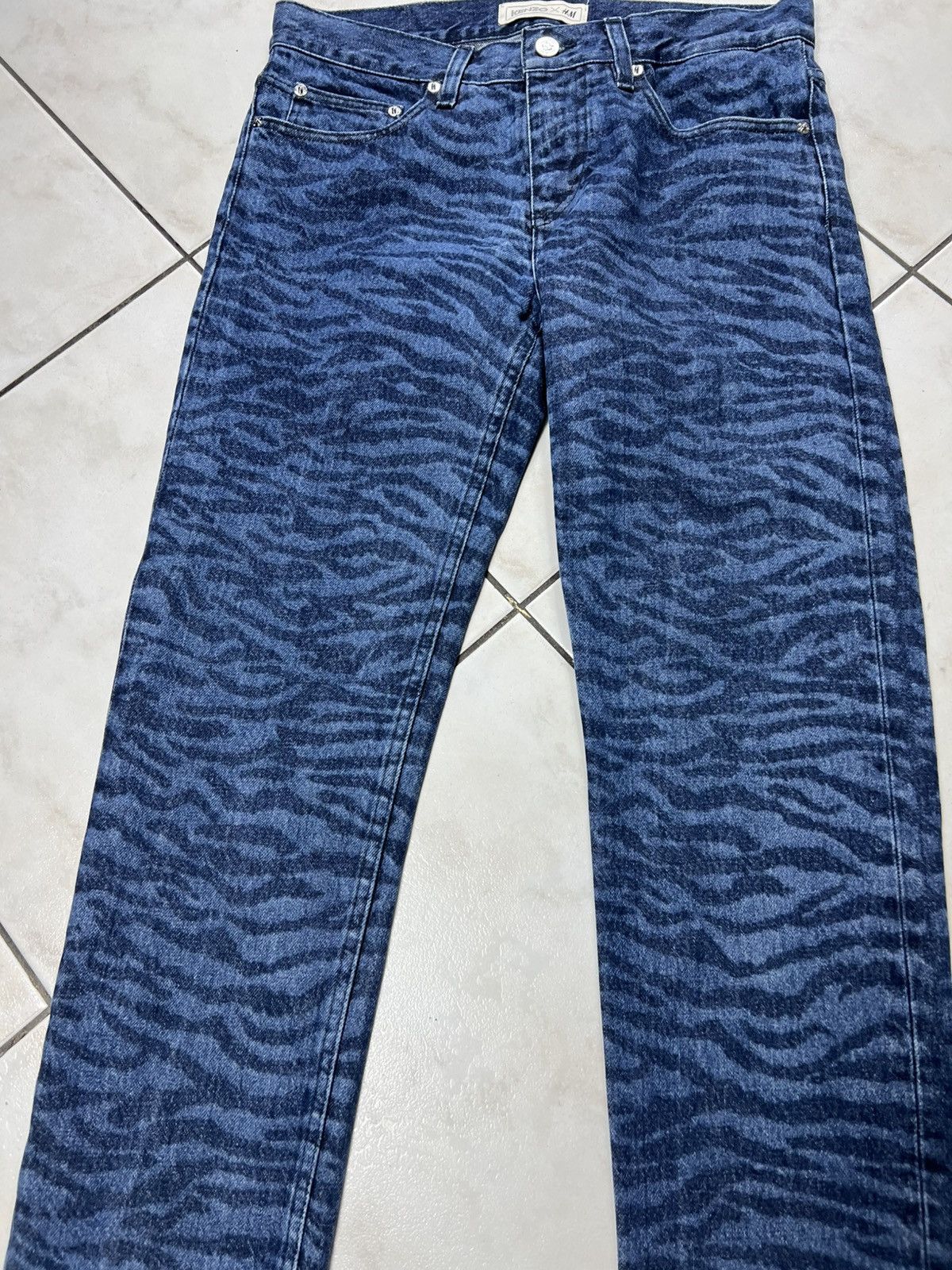 Kenzo Kenzo x H&M tiger animal full print jeans pants patterned Size US 29 - 4 Thumbnail