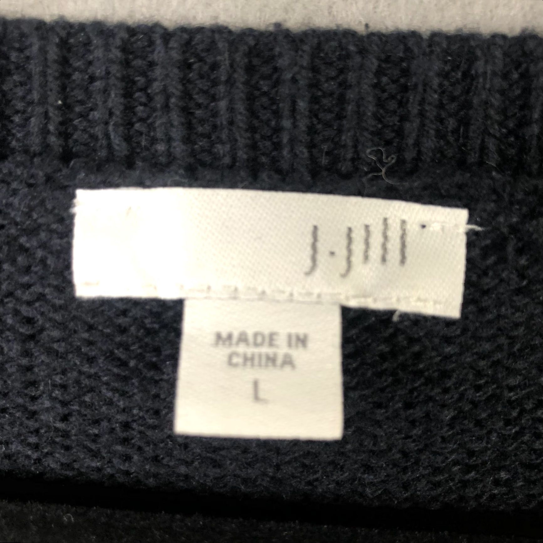 J. Jill J. Jill Sweater Womens L Blue V-Neck Dog Graphic Pullover Knit Wool Yak Cotton Acrylic Polyester Nylon Knit Style Relaxed Casual 90s? (Oops) Size L / US 10 / IT 46 - 6 Thumbnail