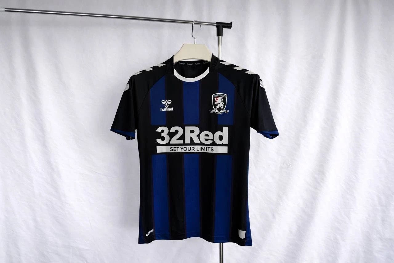 Hummel Hummel Middlesbrough Away Jersey 22/23 Black Blue Size US L / EU 52-54 / 3 - 1 Thumbnail