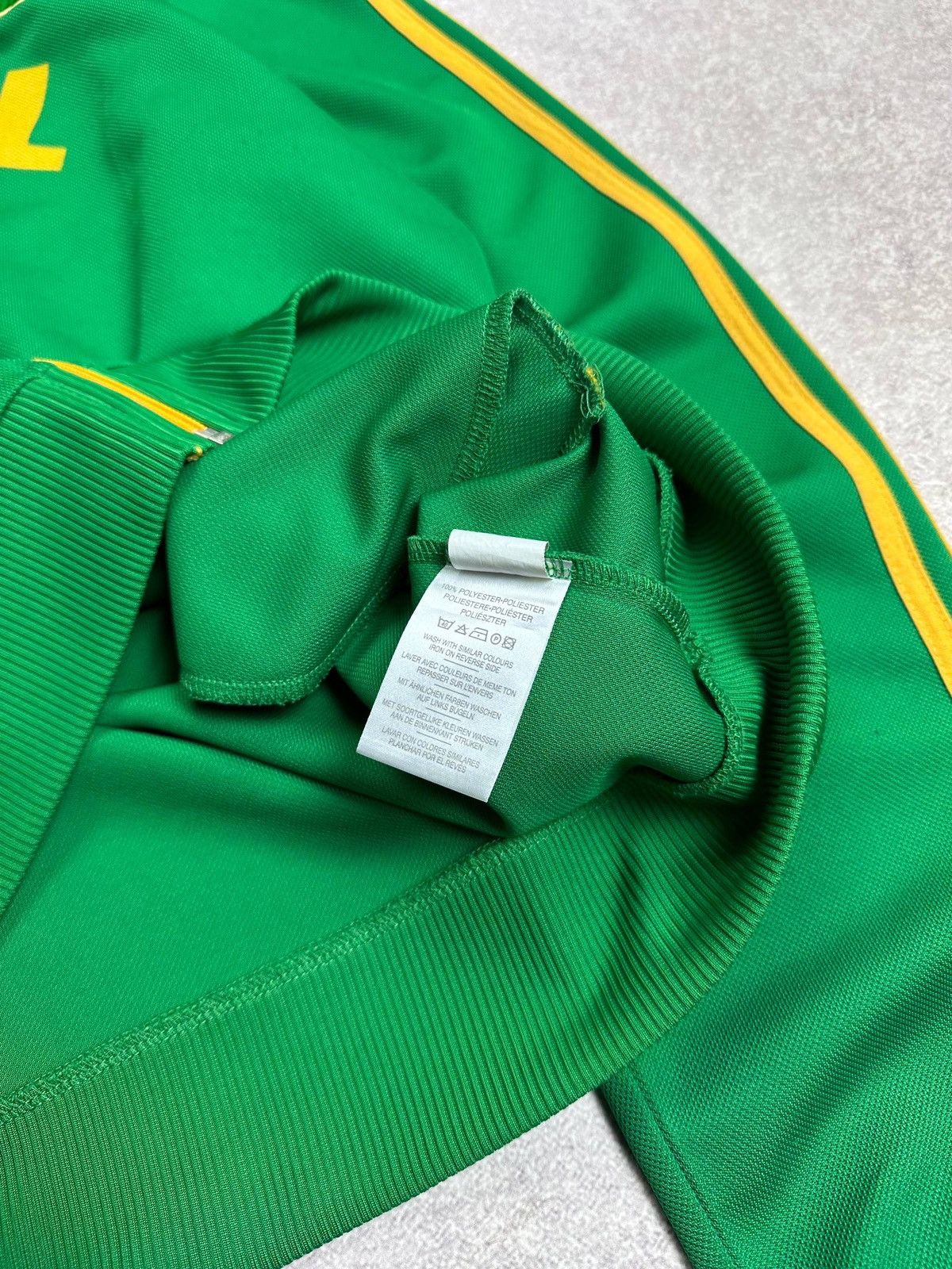 Vintage Vintage 90s Brasil Y2K Archive Zip Jacket M Size US M / EU 48-50 / 2 - 7 Thumbnail