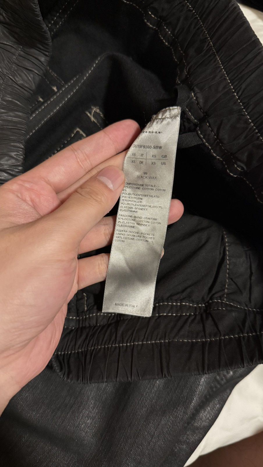 Rick Owens Drkshdw Rick Owens heavy waxed pod short SBW Size US 30 / EU 46 - 3 Thumbnail