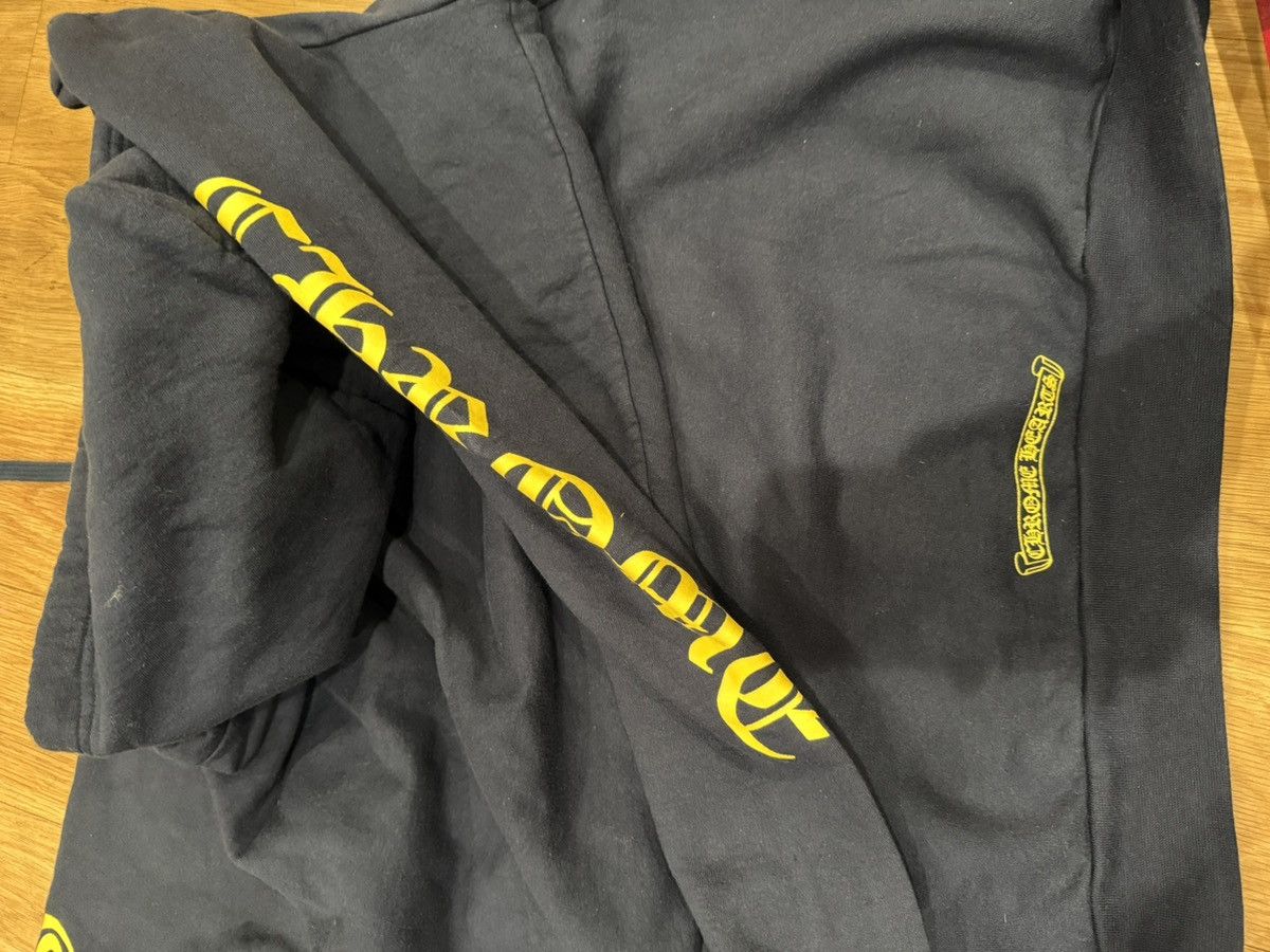Chrome Hearts Chrome Hearts Yellow Script Sleeve Navy Hoodie Size US L / EU 52-54 / 3 - 11 Thumbnail