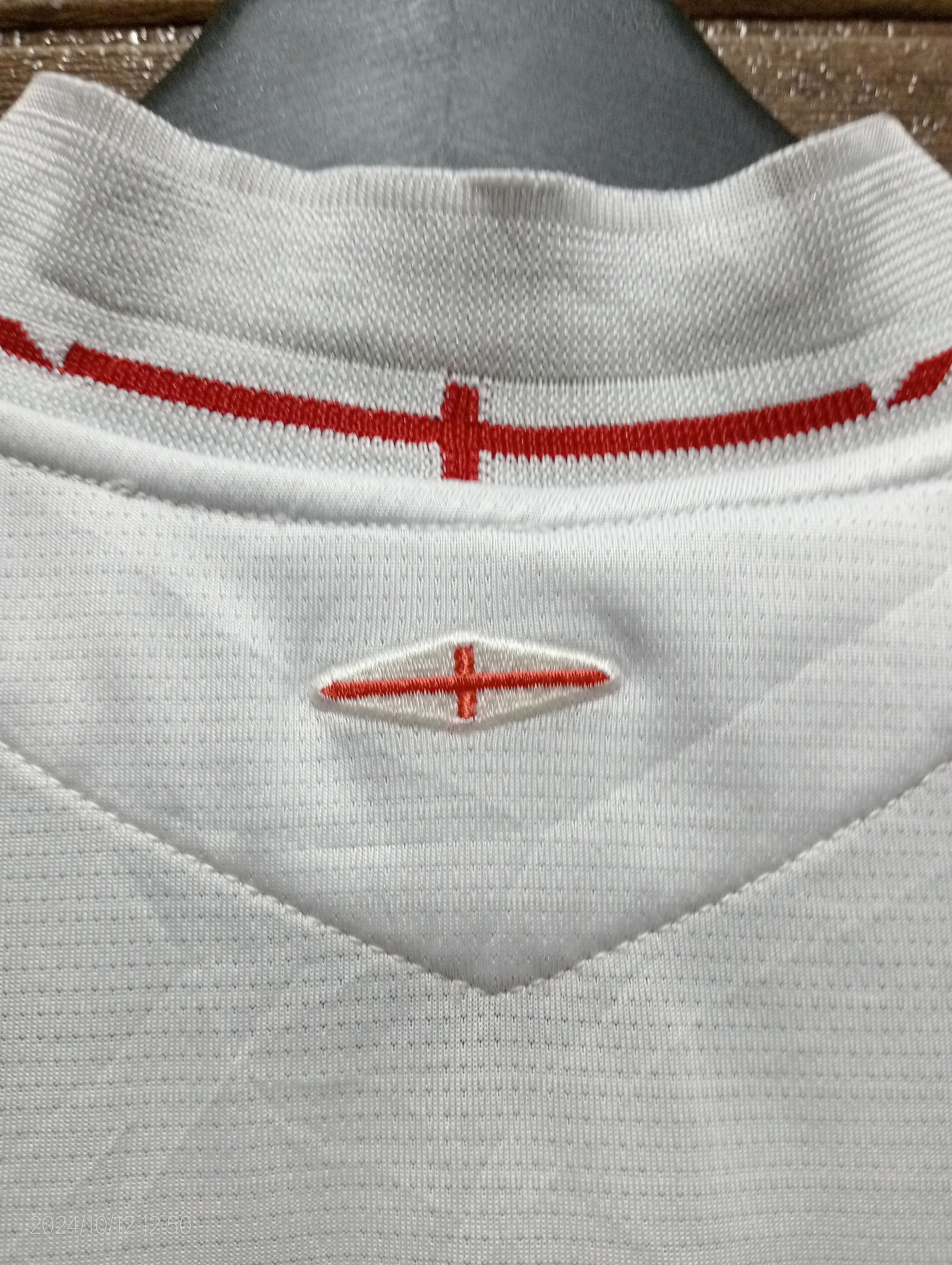 Umbro Vintage Umbro England 2005-2007 Home Jersey Size US L / EU 52-54 / 3 - 7 Thumbnail