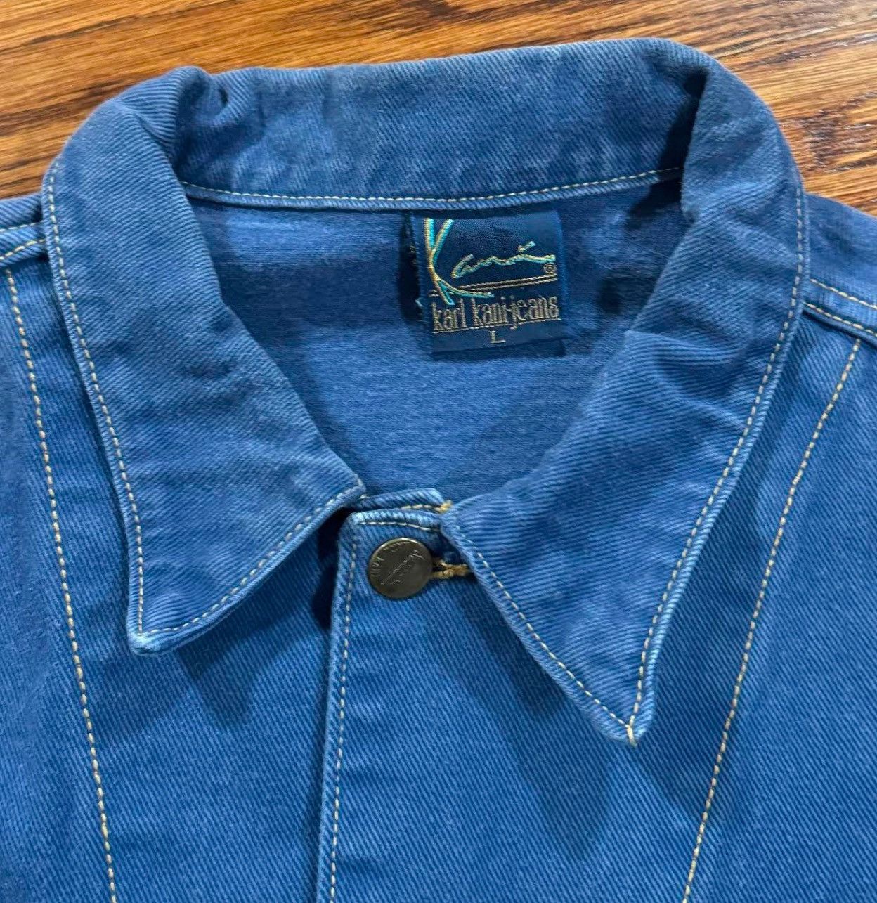 Karl Kani Vintage Karl Kani Denim Spell Out Top Size L Tupac Size US L / EU 52-54 / 3 - 4 Thumbnail