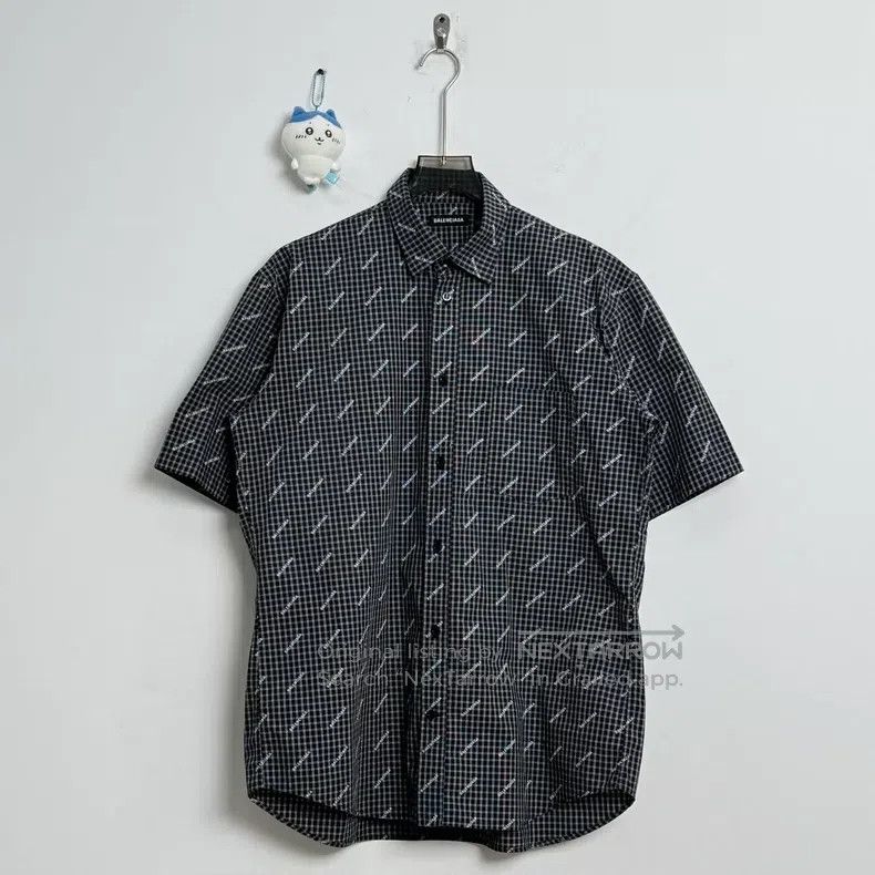 Balenciaga Balenciaga Plaid Bullet Rain Print Short Sleeve Shirt Size Size XS / US 0-2 / IT 36-38 - 1 Thumbnail