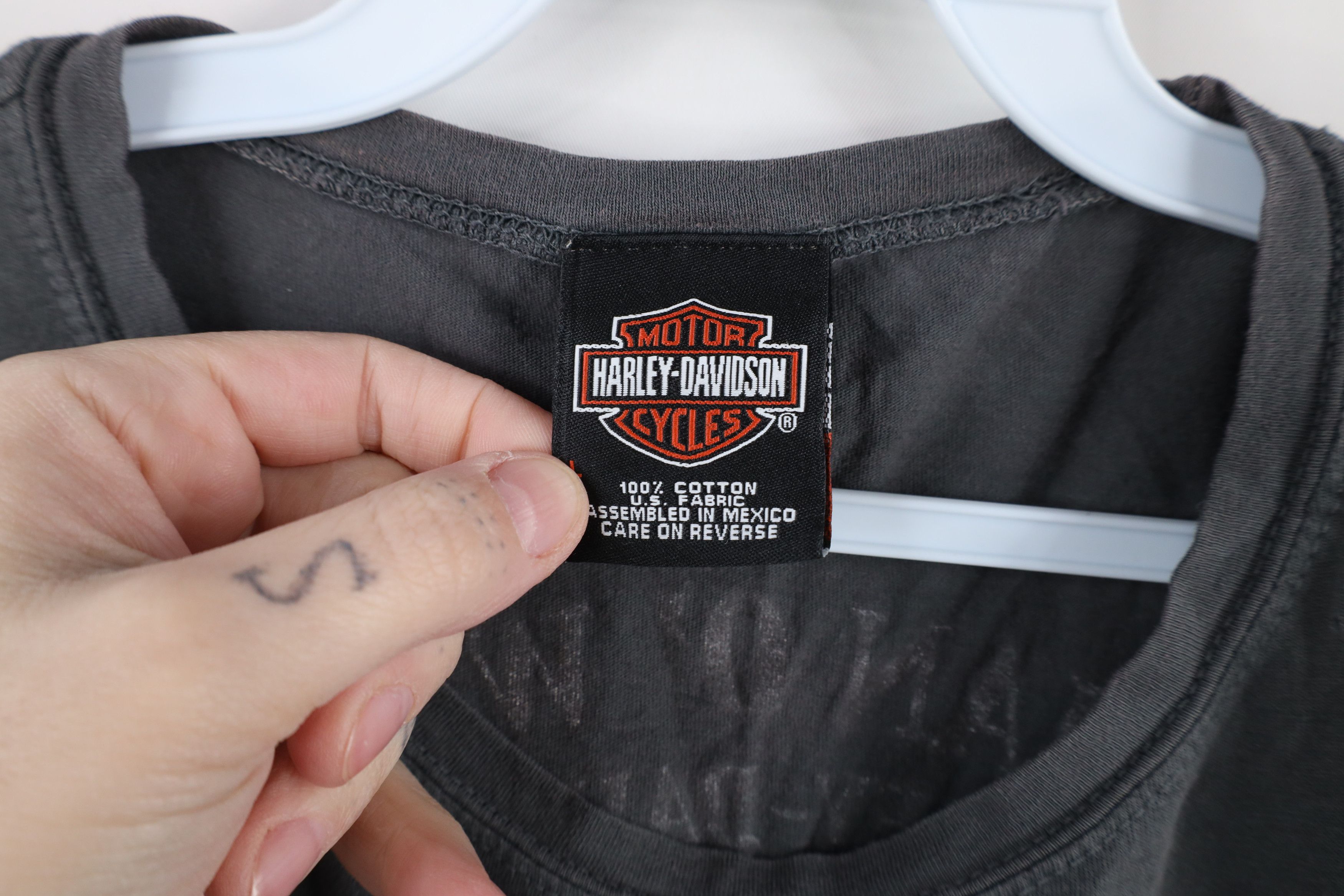 Harley Davidson × Vintage Vintage Y2K Harley Davidson Spell Tribal T-Shirt Gray Cotton Size L / US 10 / IT 46 - 8 Thumbnail