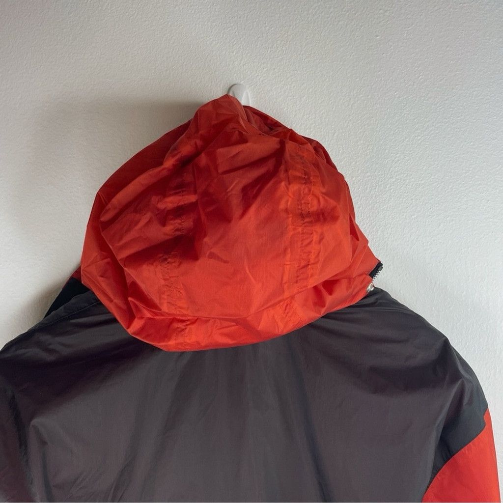 Poler POLER NWOT Men’s Red Windbreaker Contemporary Designs Zip M Size US M / EU 48-50 / 2 - 9 Thumbnail