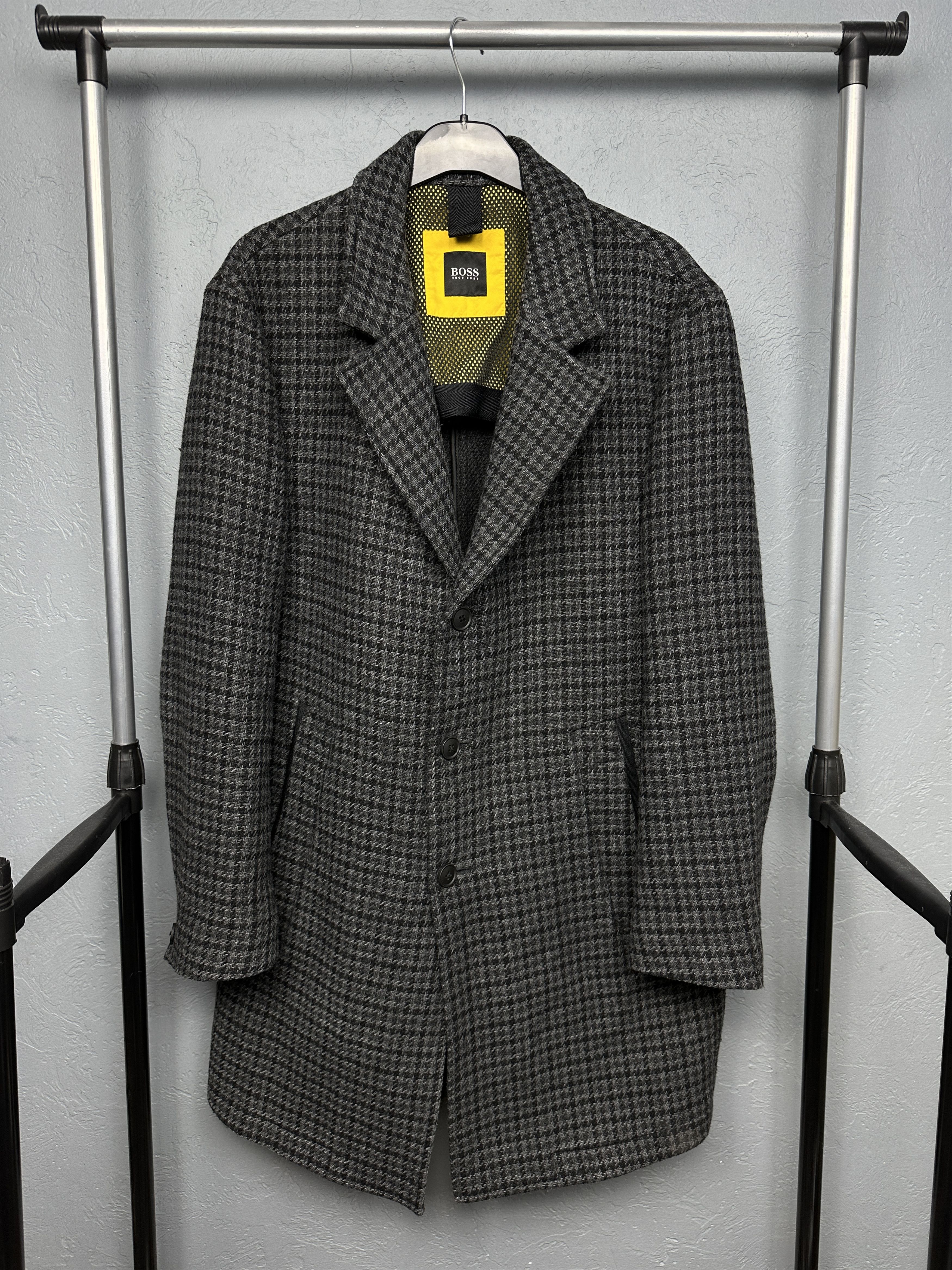 Hugo Boss Hugo Boss Mens Wool Coat Jacket Size US L / EU 52-54 / 3 - 1 Thumbnail
