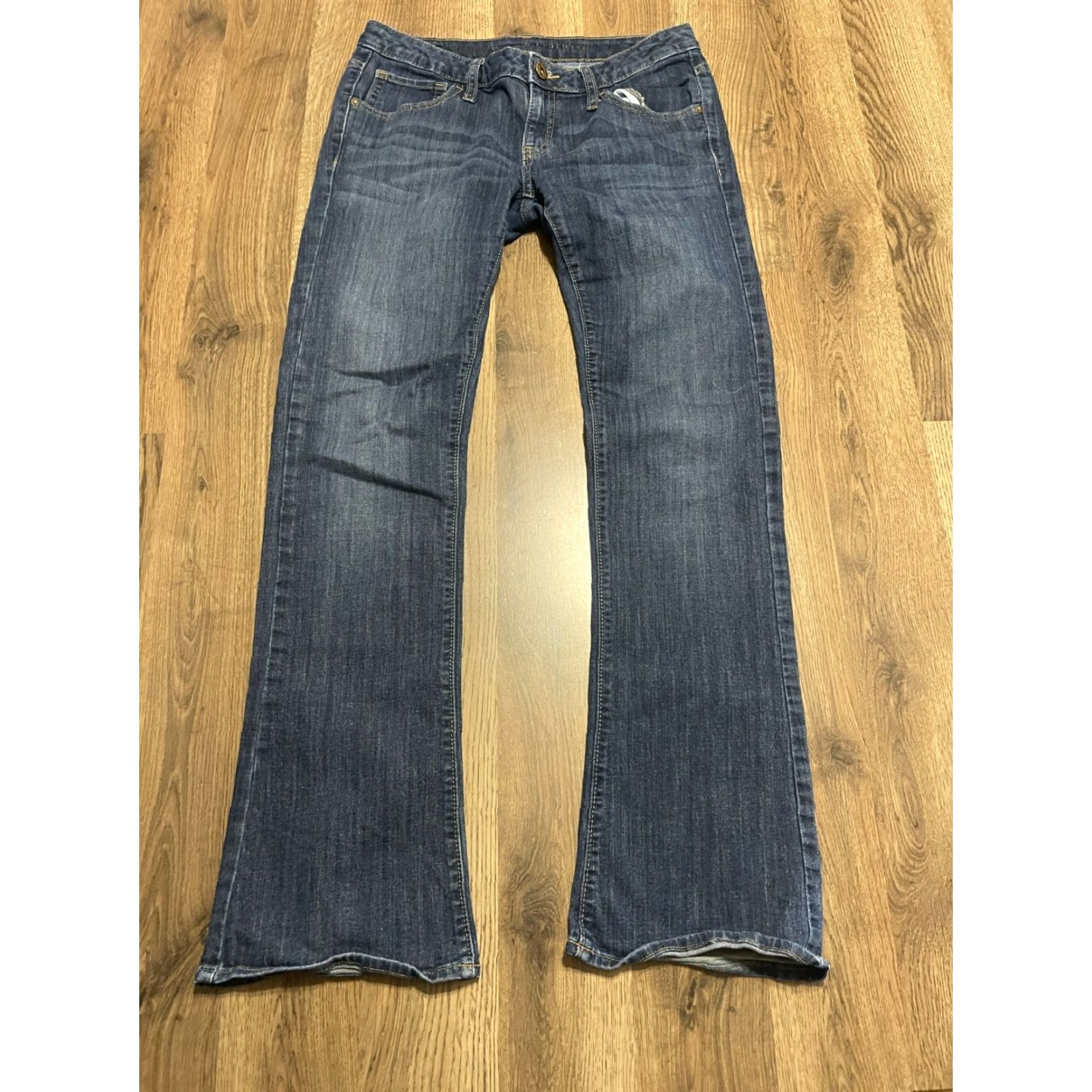 Vera Wang Vera Wang Jeans Women's Size 4 Denim Bootcut Pockets Blue Size 27" / US 4 / IT 40 - 2 Thumbnail