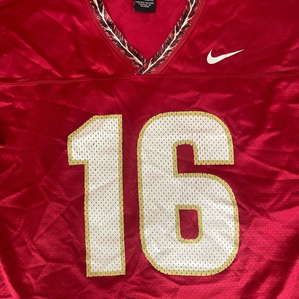 Nike Red Nike Y2K fashion jersey size L Size US L / EU 52-54 / 3 - 3 Thumbnail