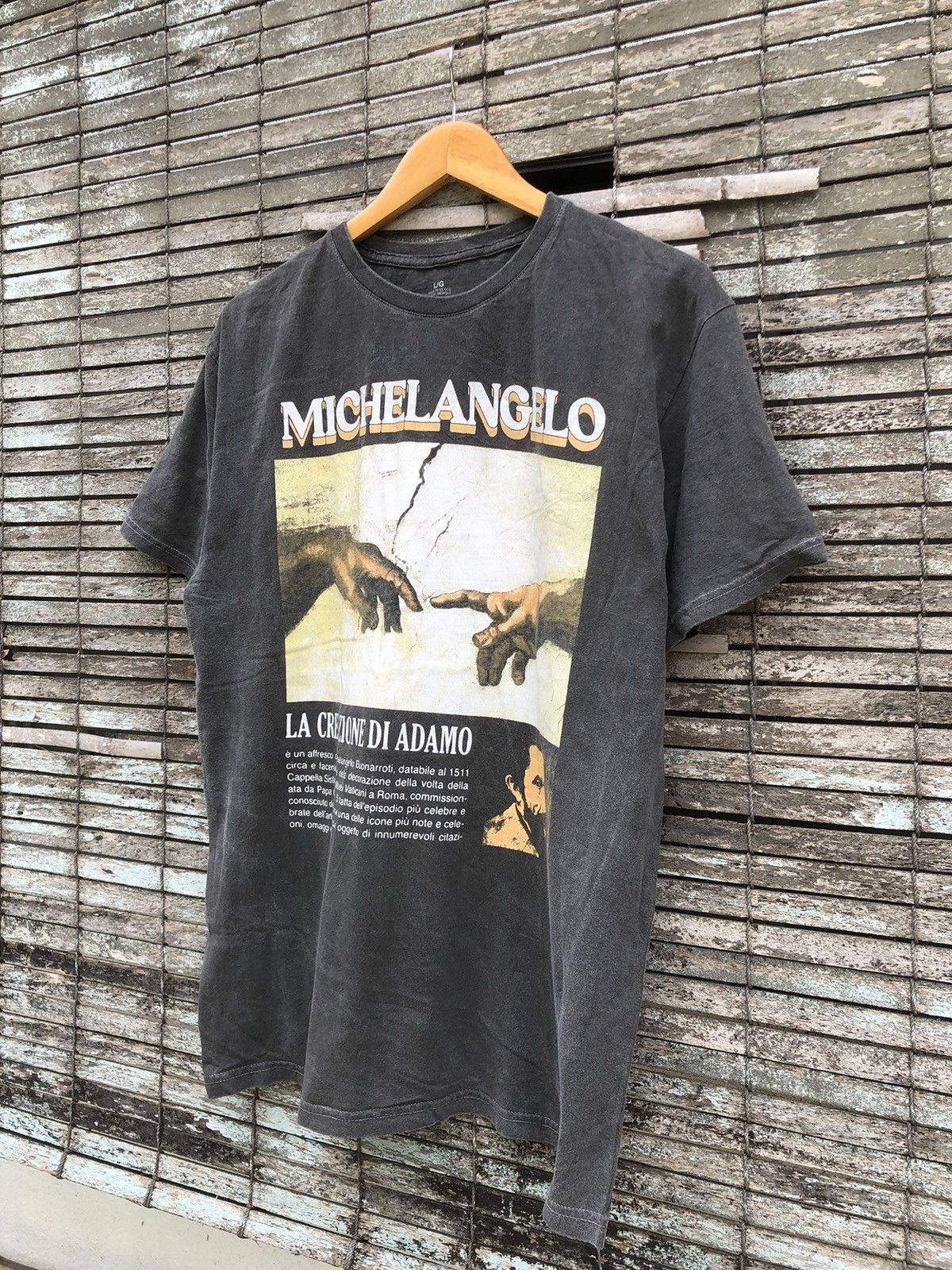 Vintage Vintage Sunfaded Michelangelo Famous Fresco Art Tshirt Size US L / EU 52-54 / 3 - 3 Thumbnail