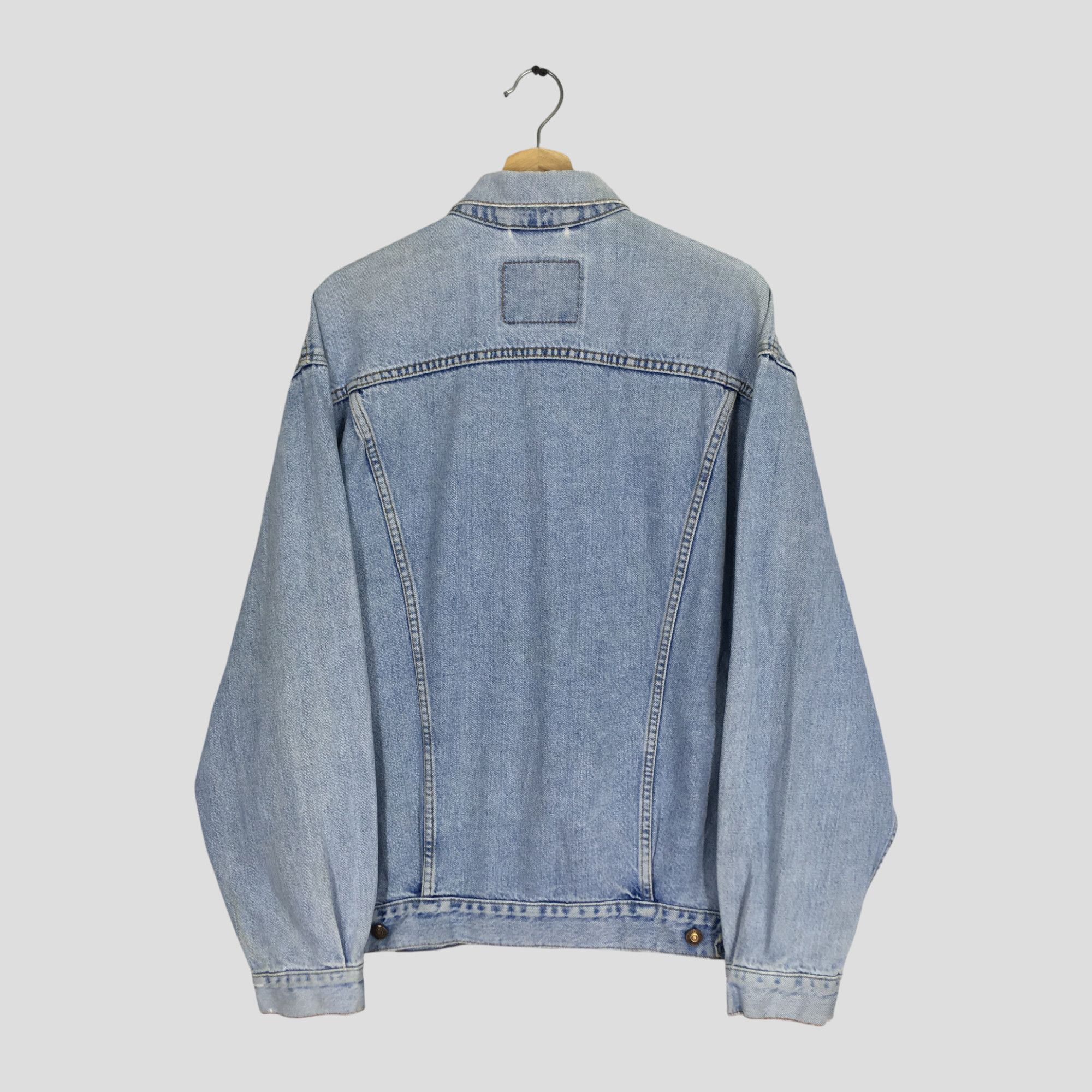Levi's Vintage 90s Levi's Trucker Jacket Jeans Stone Wash Blue Size US L / EU 52-54 / 3 - 2 Thumbnail