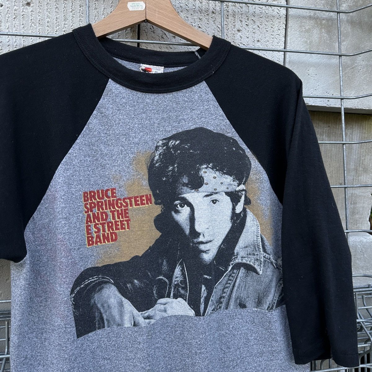 Band Tees Bruce Springsteen 1984 T-Shirt World Tour Rock Band Rare Size US XL / EU 56 / 4 - 2 Thumbnail