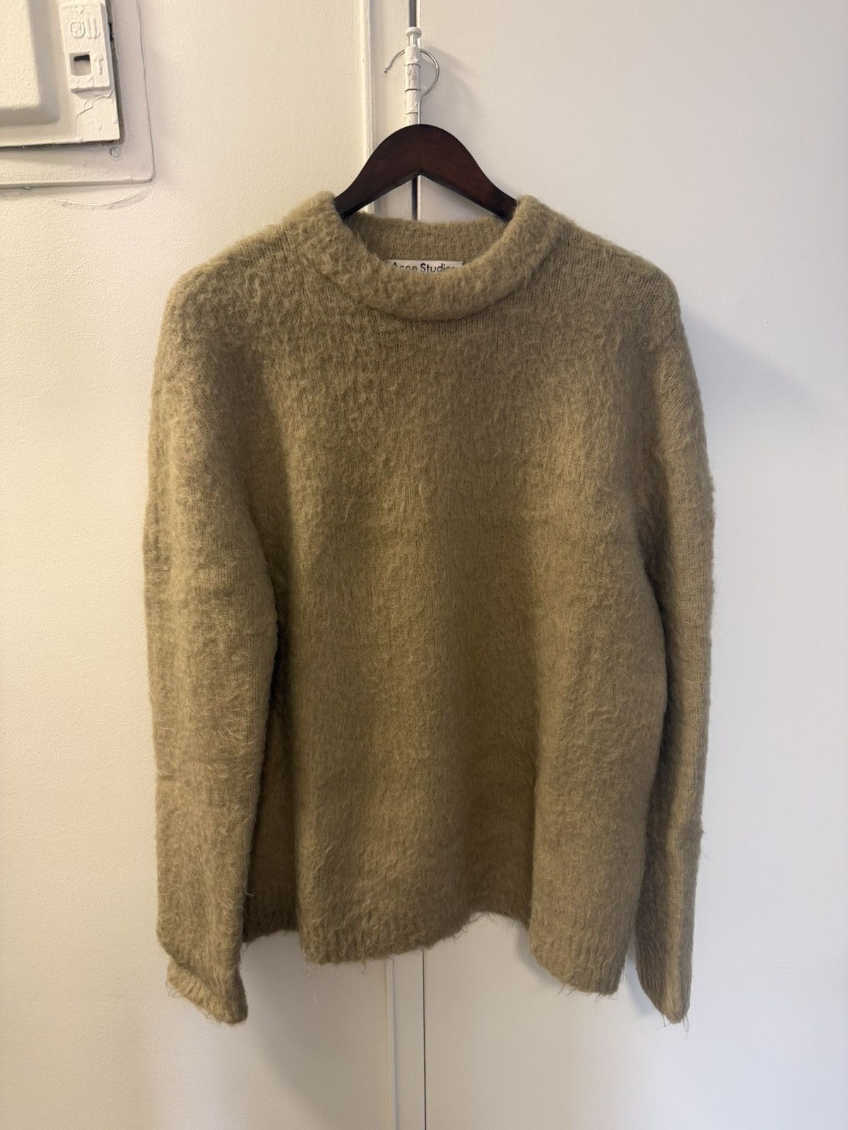 Acne Studios Acne Studios Mohair Sweater in Beige Size US M / EU 48-50 / 2 - 1 Thumbnail