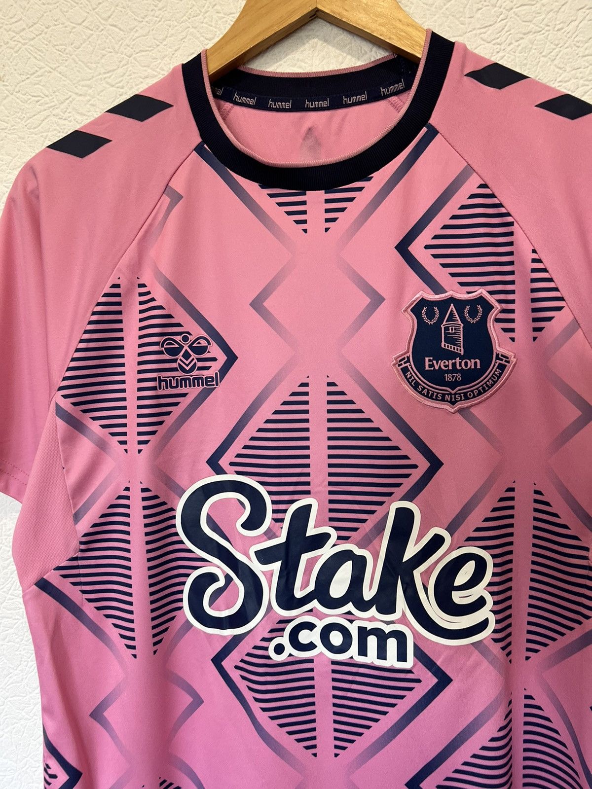 Hummel Hummel Everton 2022/2023 Away Kit Soccer Jersey Size US S / EU 44-46 / 1 - 2 Thumbnail