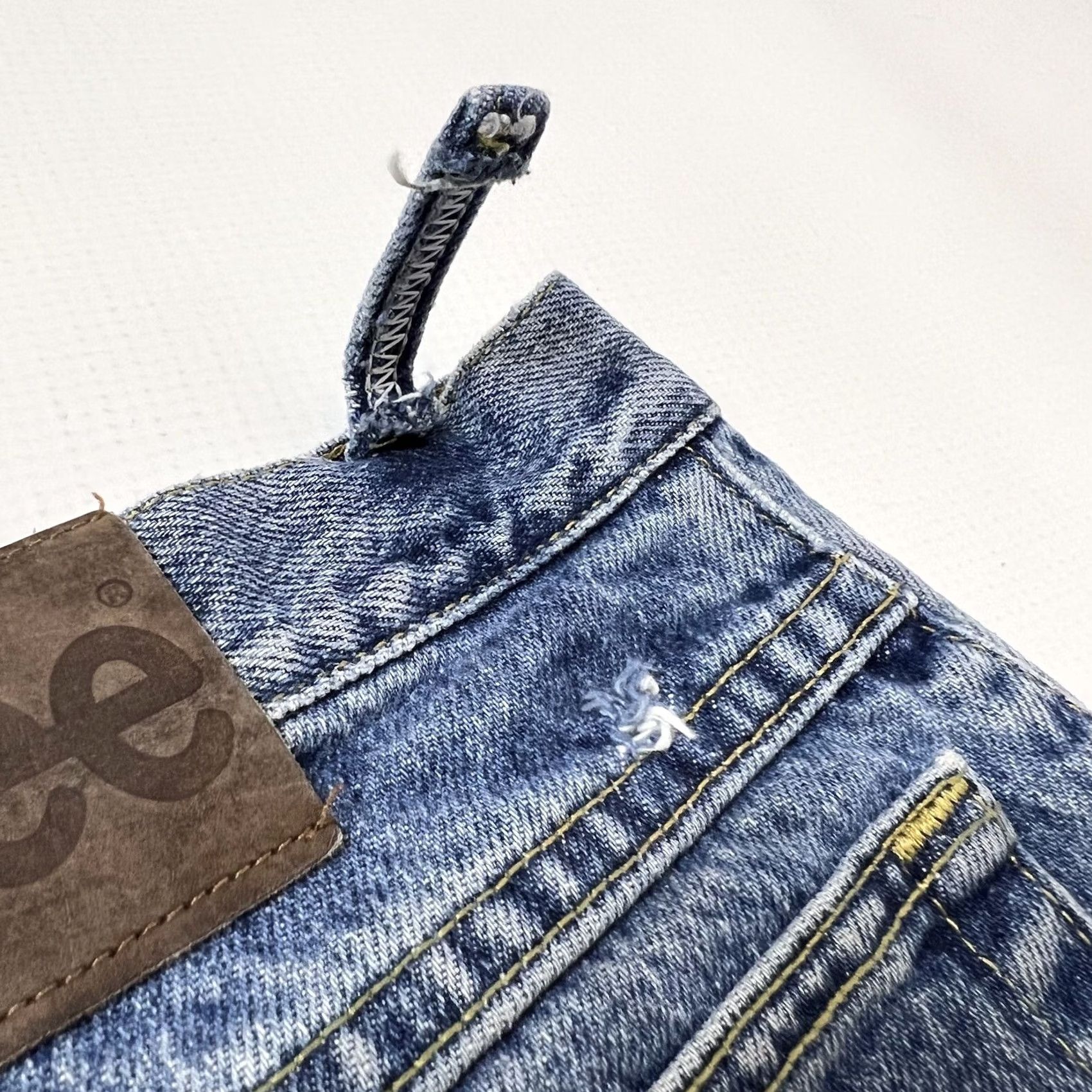 Vintage Womens Lee High Rise Classic Denim Mom Blue Jeans Shorts Size 30 Sublime Patch Size 30" / US 8 / IT 44 - 3 Thumbnail