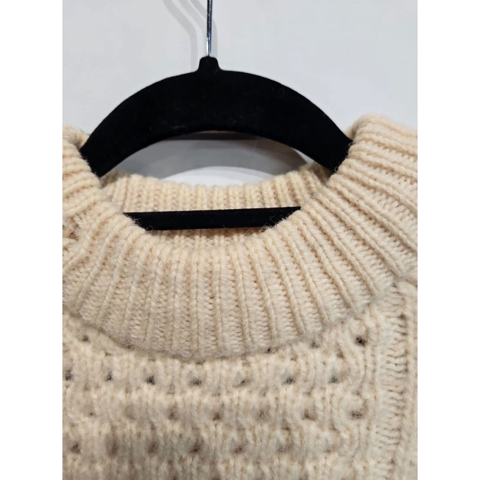 Vintage VINTAGE Carraig Aran Knitwear Hand Knit Cable Pure Wool Irish Sweater Mens 34 Ivory 1980s Wool Men's 34 Size US S / EU 44-46 / 1 - 5 Thumbnail