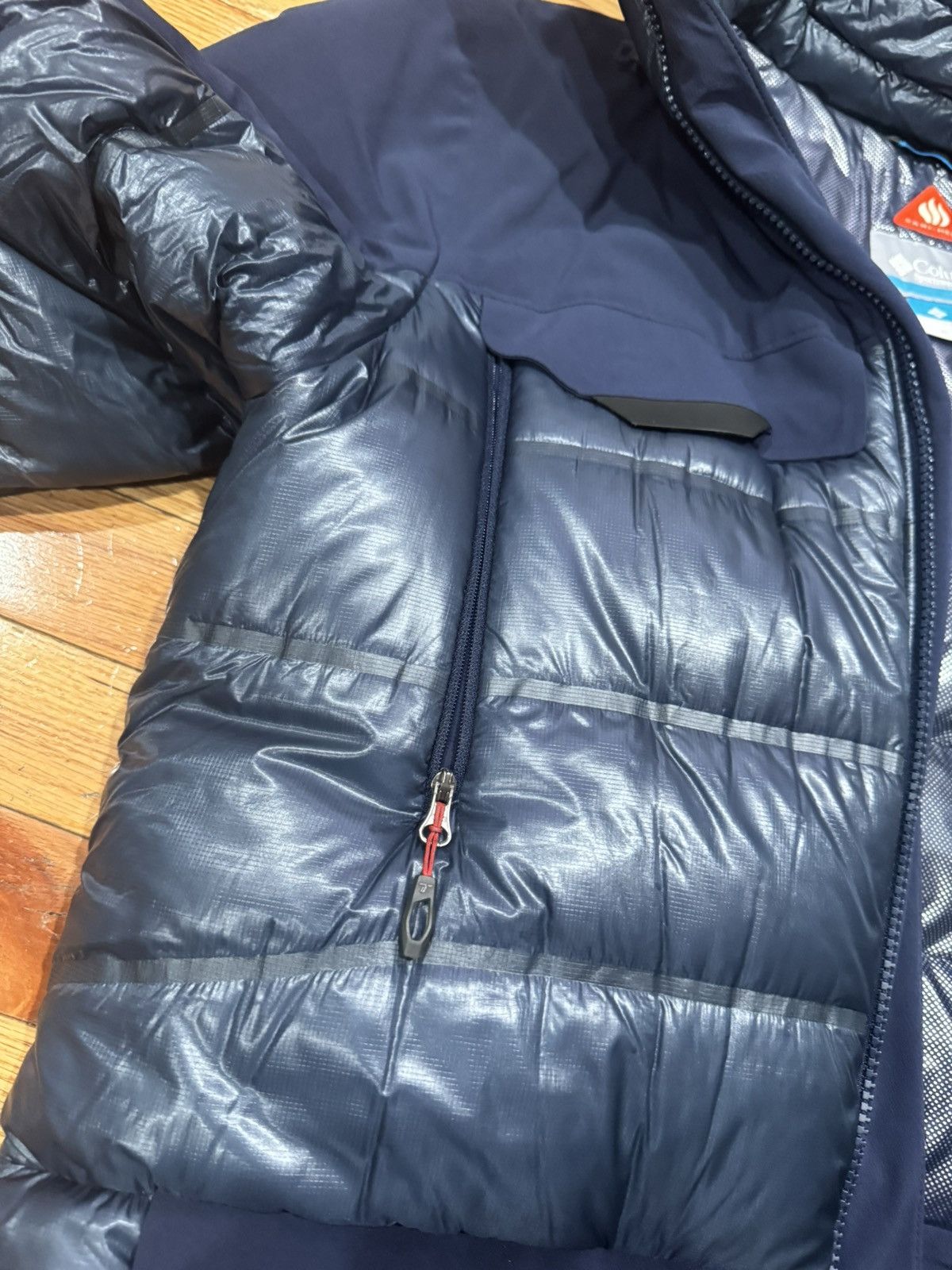 Columbia Navy Blue Columbia Titanium Puffer Jacket Size M Size US M / EU 48-50 / 2 - 5 Thumbnail