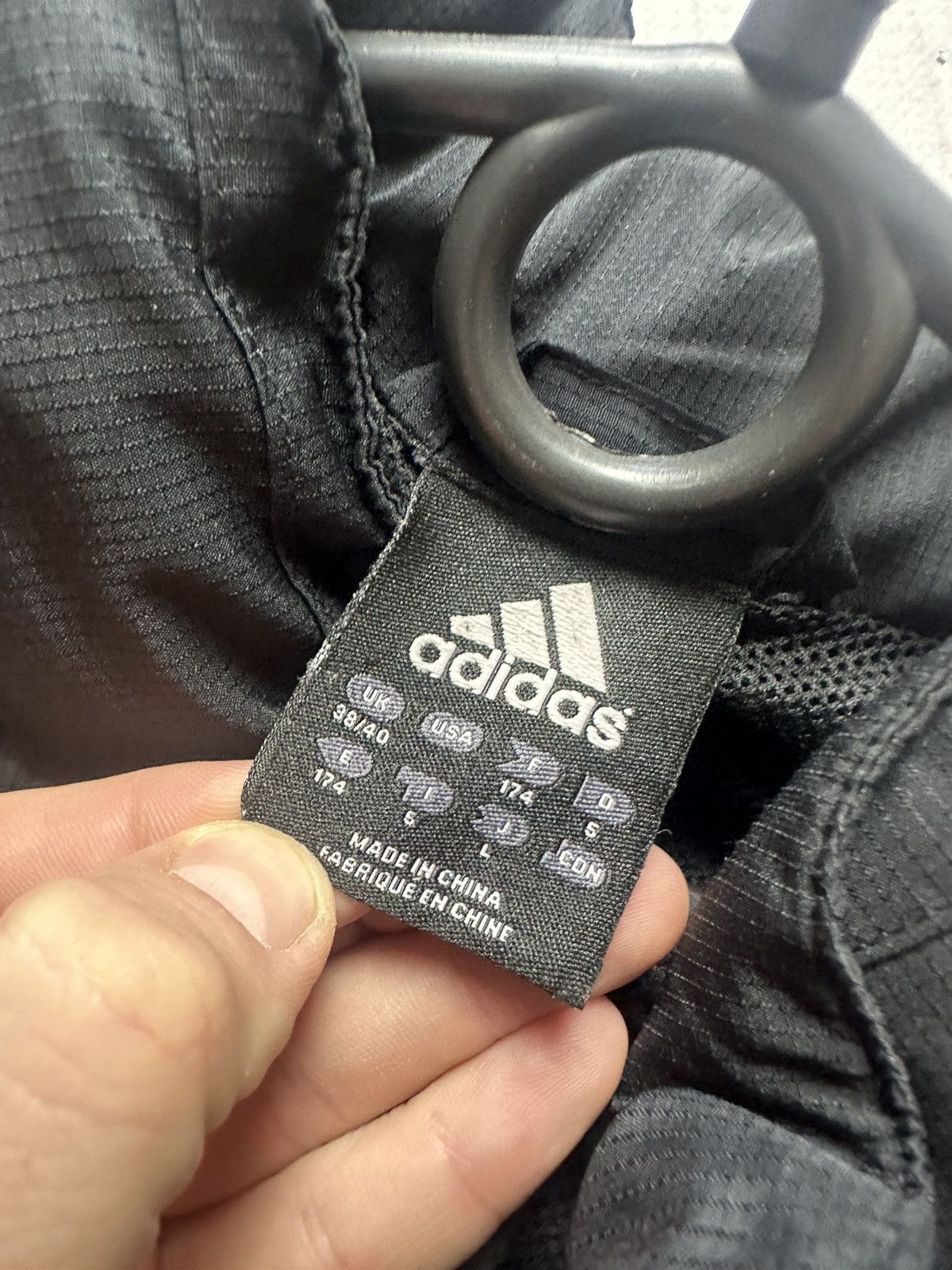 Adidas Vintage adidas Liverpool soccer jacket size S rare black Size US S / EU 44-46 / 1 - 10 Thumbnail