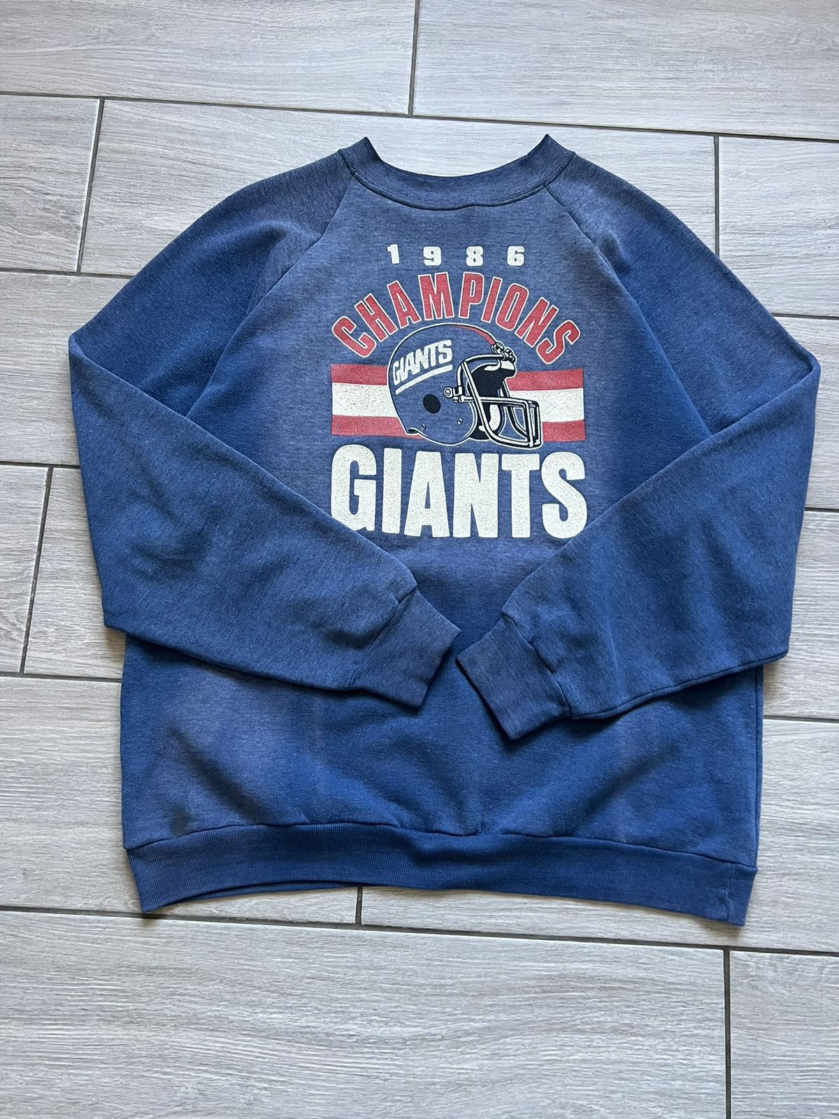 NFL Vintage 1986 Faded New York Giants NFL Super Sweatshirt Size US M / EU 48-50 / 2 - 9 Thumbnail