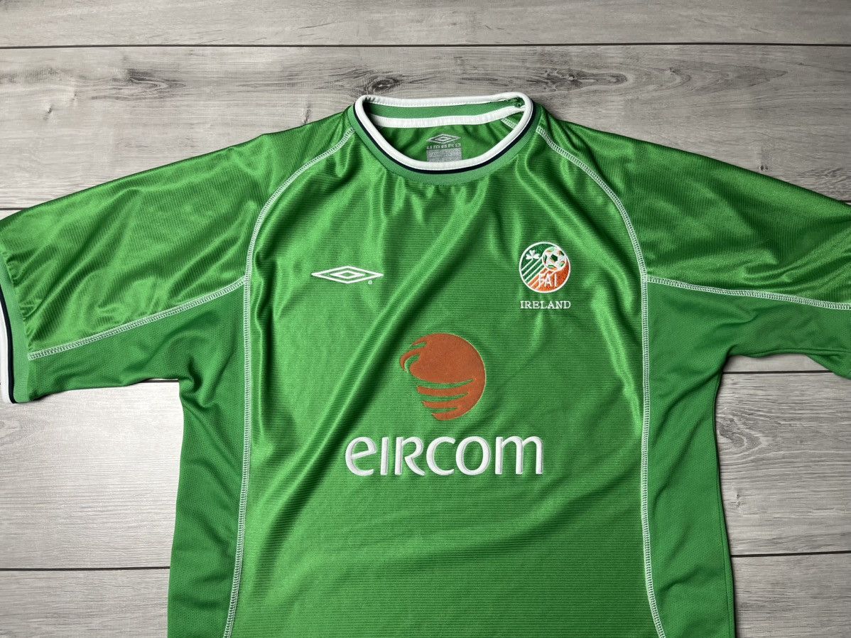 Umbro Republic of Ireland 2002 Umbro World Cup home footbal shirt Size US XL / EU 56 / 4 - 3 Thumbnail