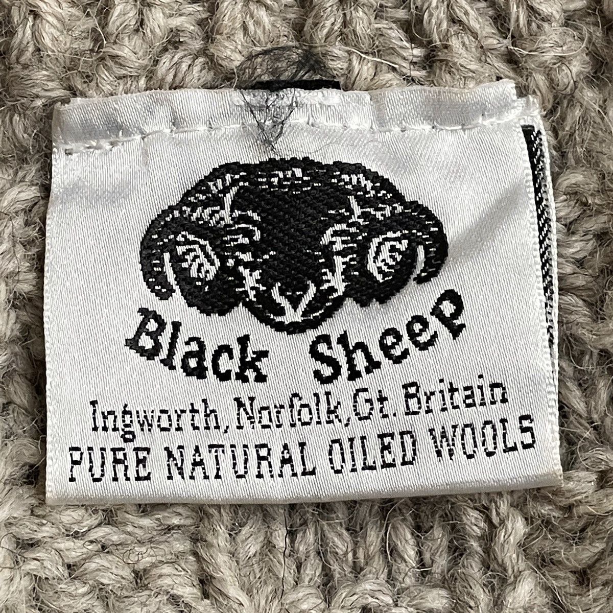 Handmade Vintage Brand Black Sheep Handmade Knitwear 1990s Size US M / EU 48-50 / 2 - 9 Thumbnail