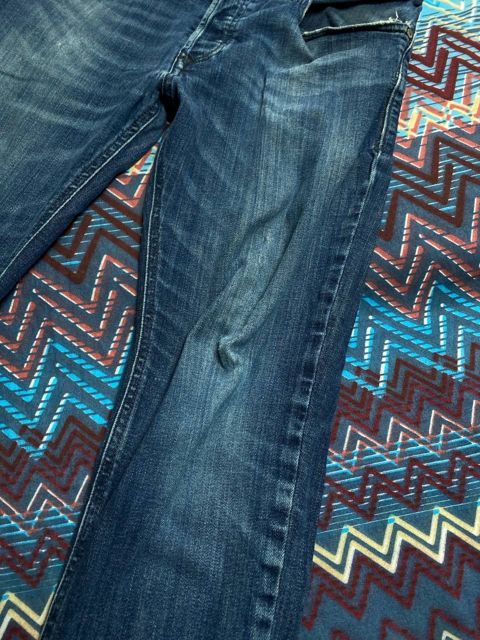 Diesel × Vintage Diesel Distressed Dirty Ripped Slim Skinny Wash Denim Jeans Size US 28 / EU 44 - 7 Thumbnail