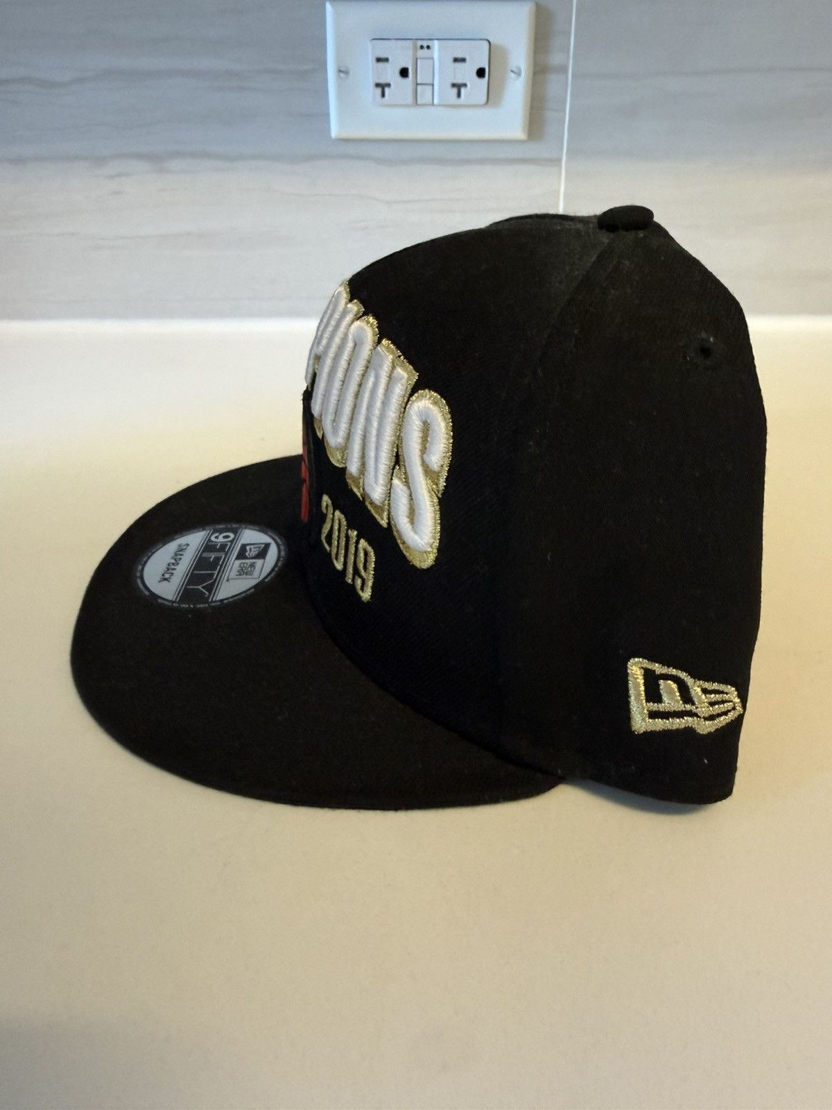 New Era Toronto Raptors 2019 NBA Championship Hat Size ONE SIZE - 5 Thumbnail