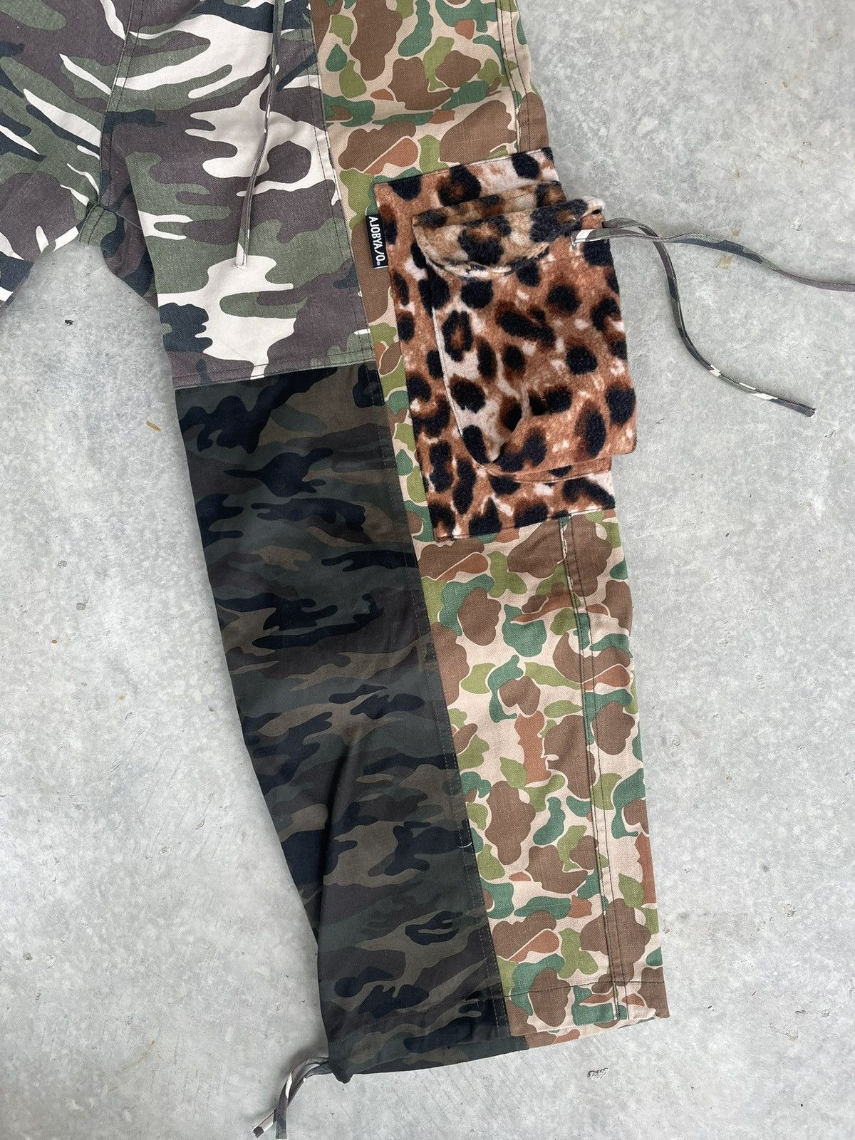 Designer Ajobyaj Multi Print Cargos Size US 33 - 2 Thumbnail