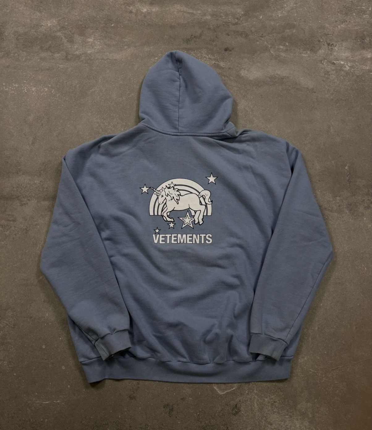Vetements SS18 Unicorn Rainbow Hoodie | Grailed